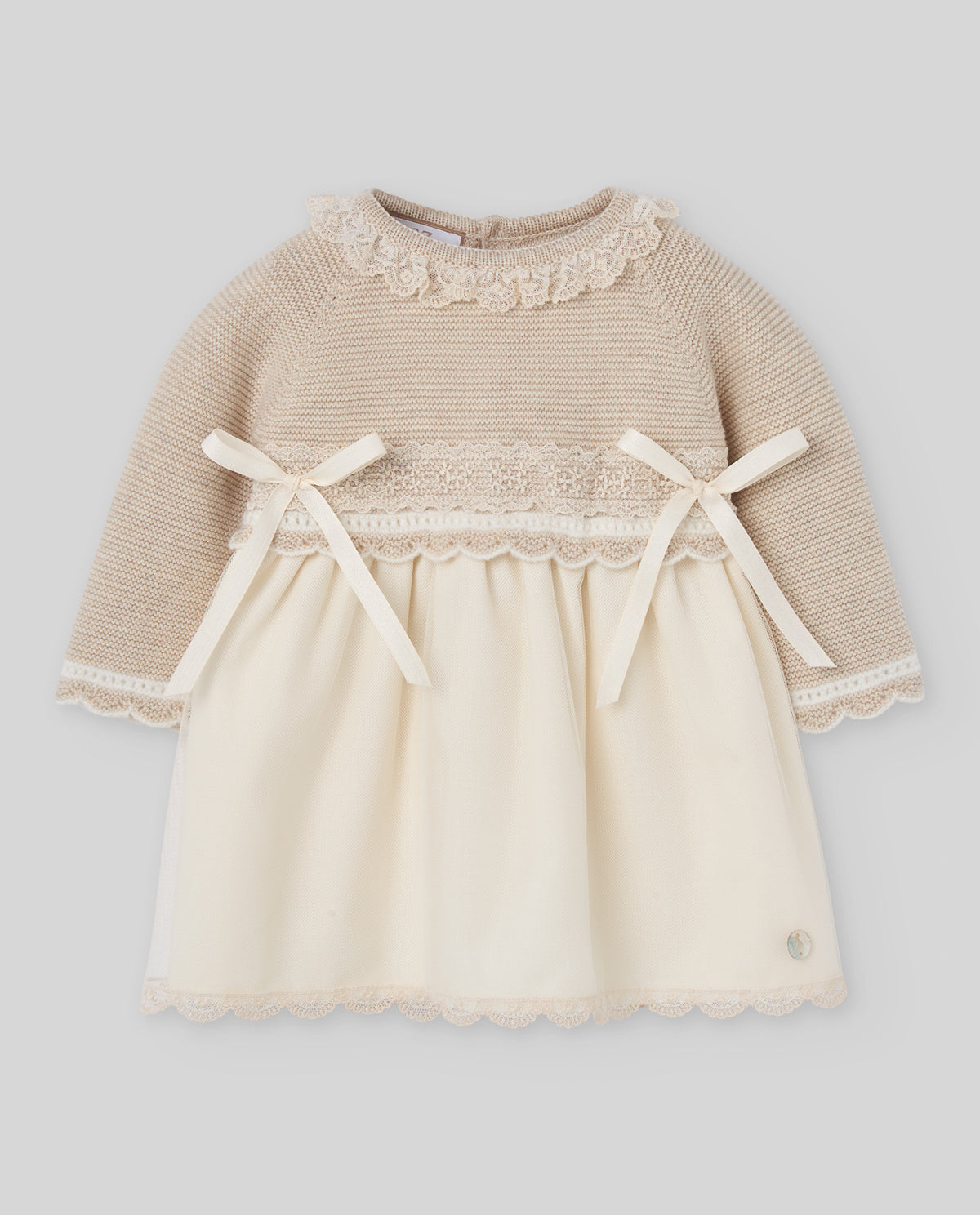 Vestido combinado e tapa fralda bege cerimónia da Paz Rodriguez "Lua"