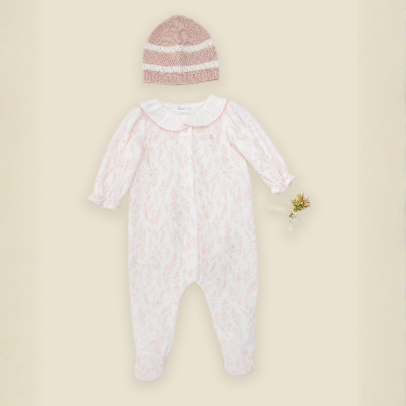 Babygrow para menina rosa estampado floral da Patachou