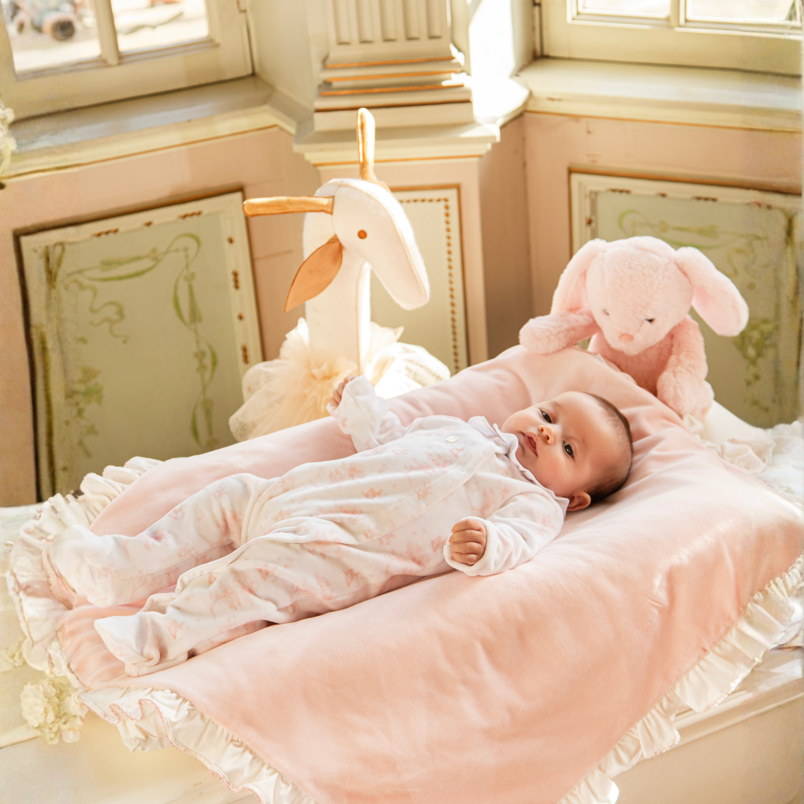 Babygrow para menina em estampado rosa da Patachou "Sweet pink"