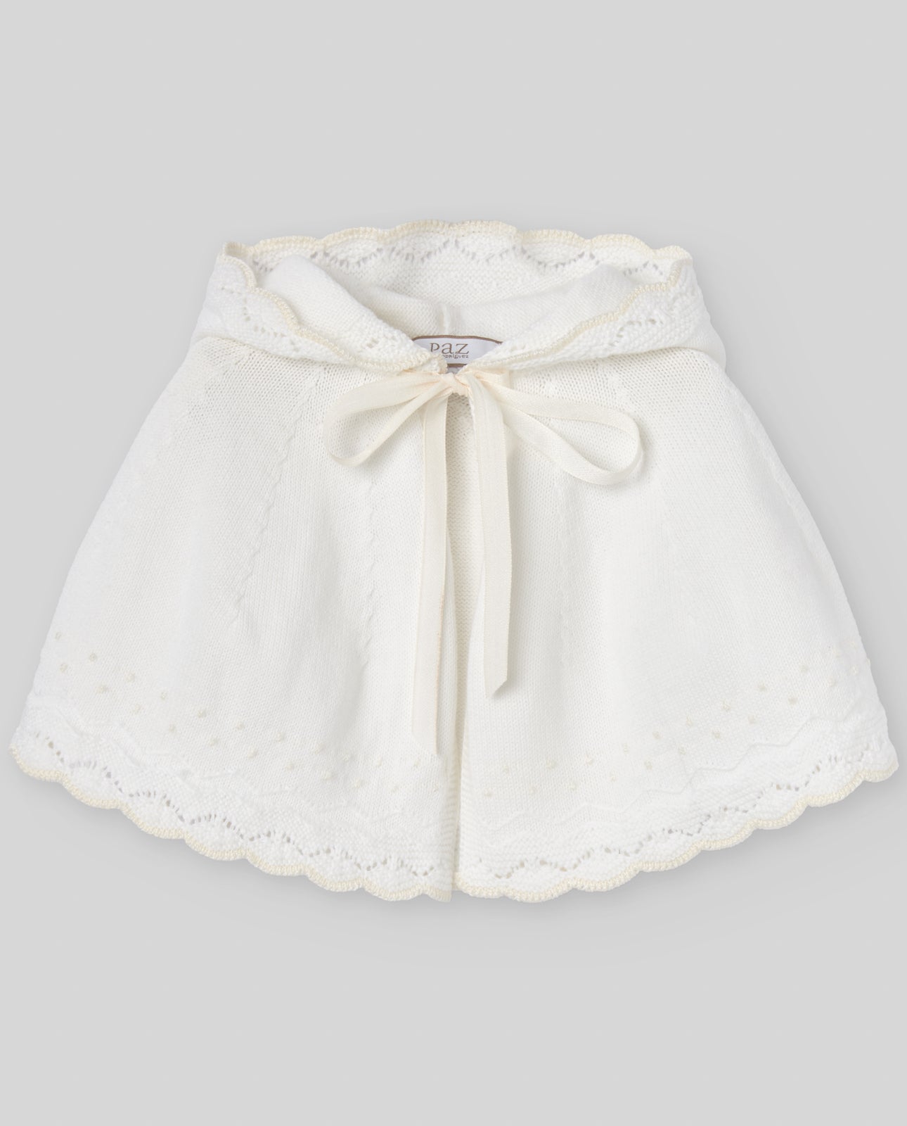 Capa para cerimónia em tom pérola da Paz Rodriguez "Paz"