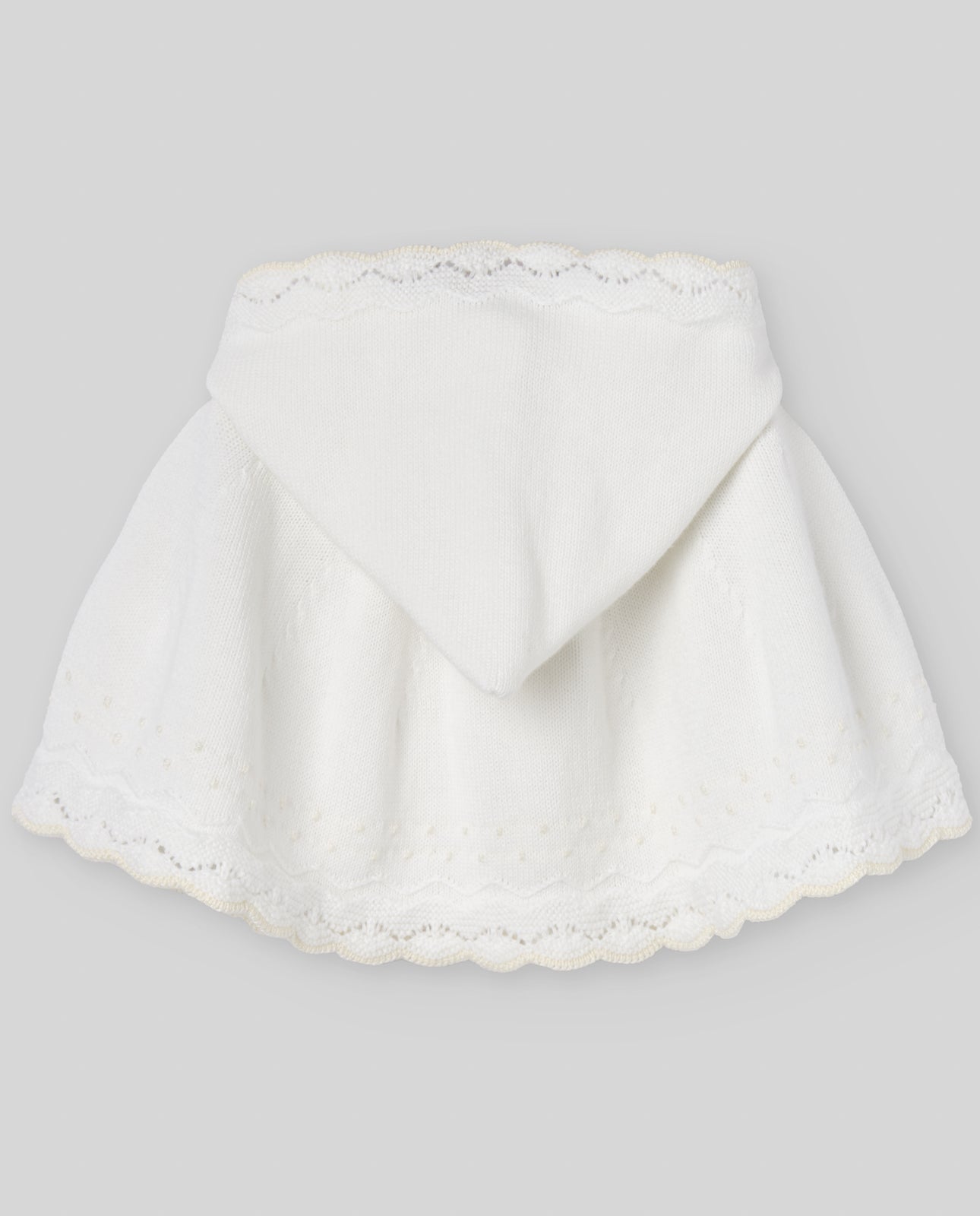 Capa para cerimónia em tom pérola da Paz Rodriguez "Paz"