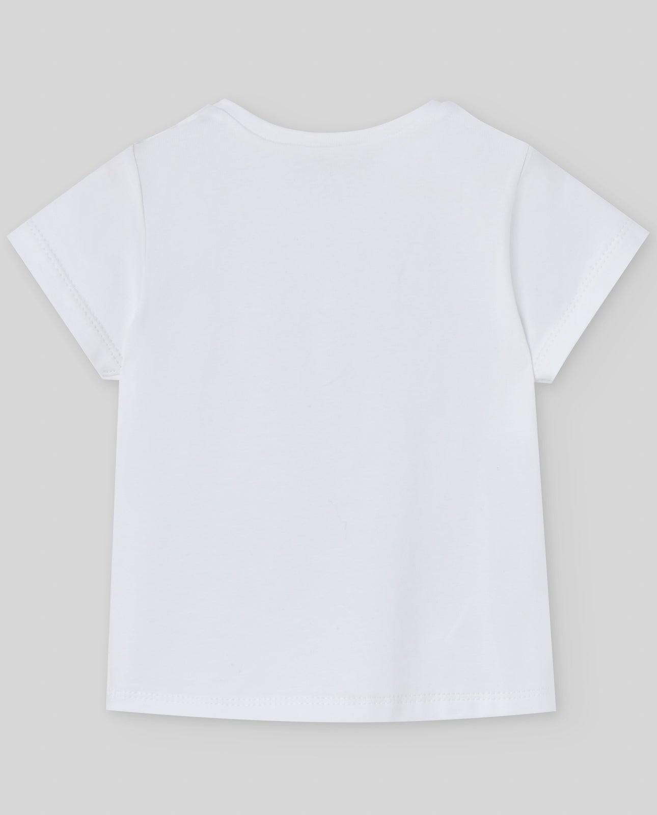 Conjunto t-shirt branca e calções de banho verdes da Paz Rodriguez "Baño"