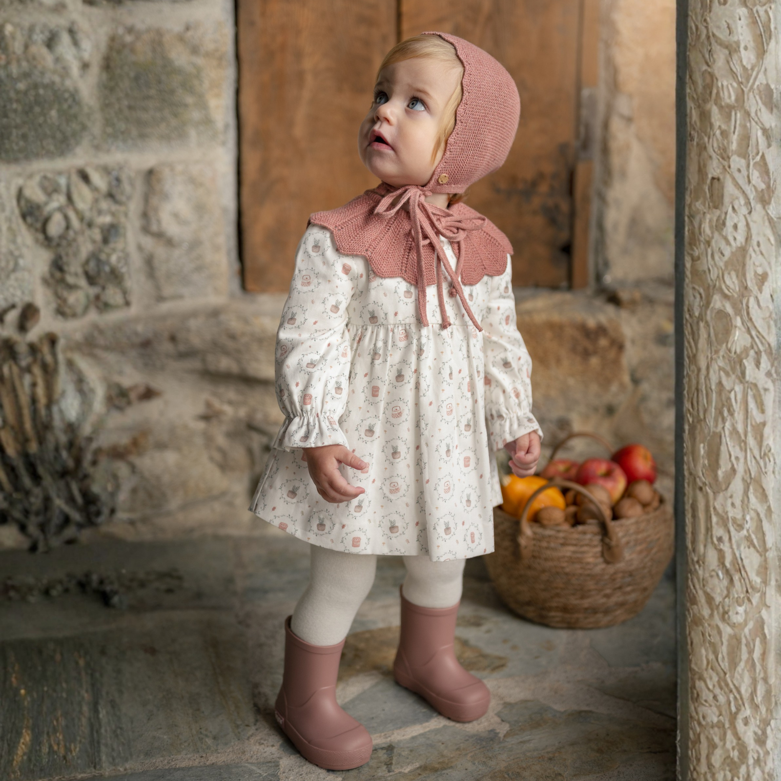 Vestido estampado com gola de malha rosa da Paz Rodriguez "Lumbre"