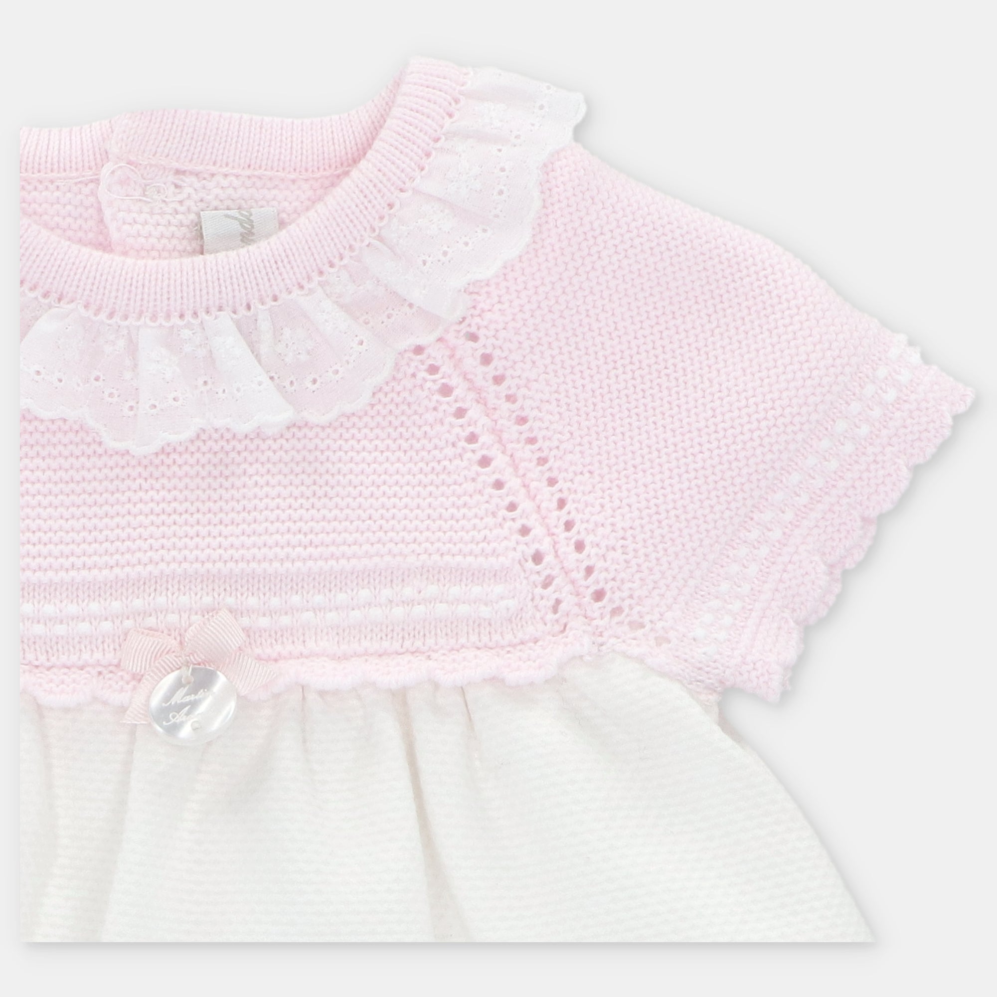 Vestido combinado rosa e branco e tapa fralda para bebé da Martín Aranda "Montreal"