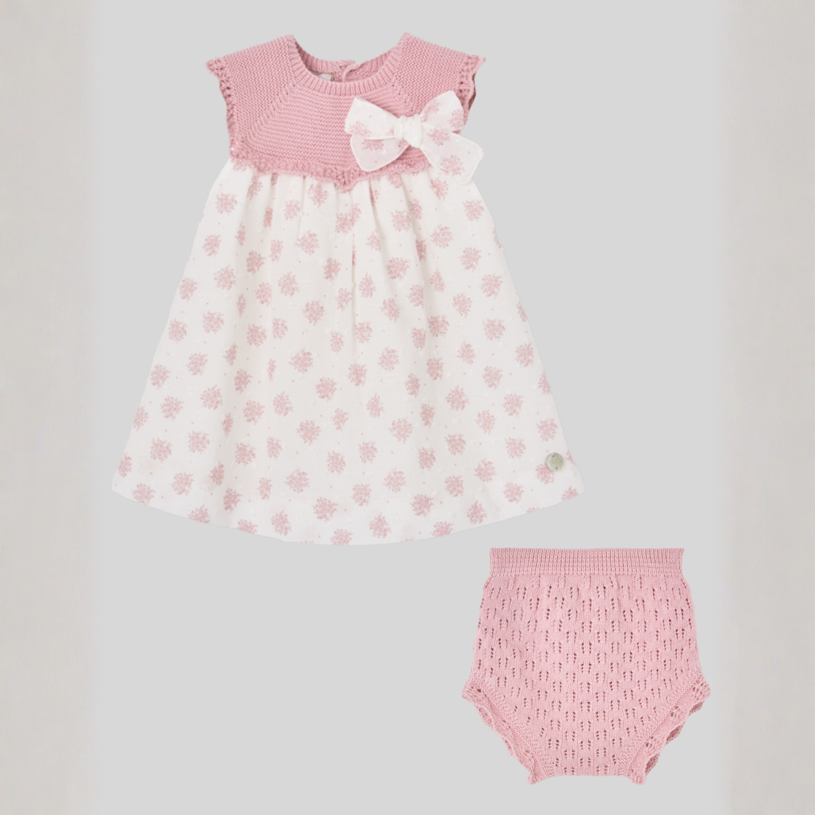 Vestido e tapa fralda em tons rosa da Paz Rodriguez "Mimosa"