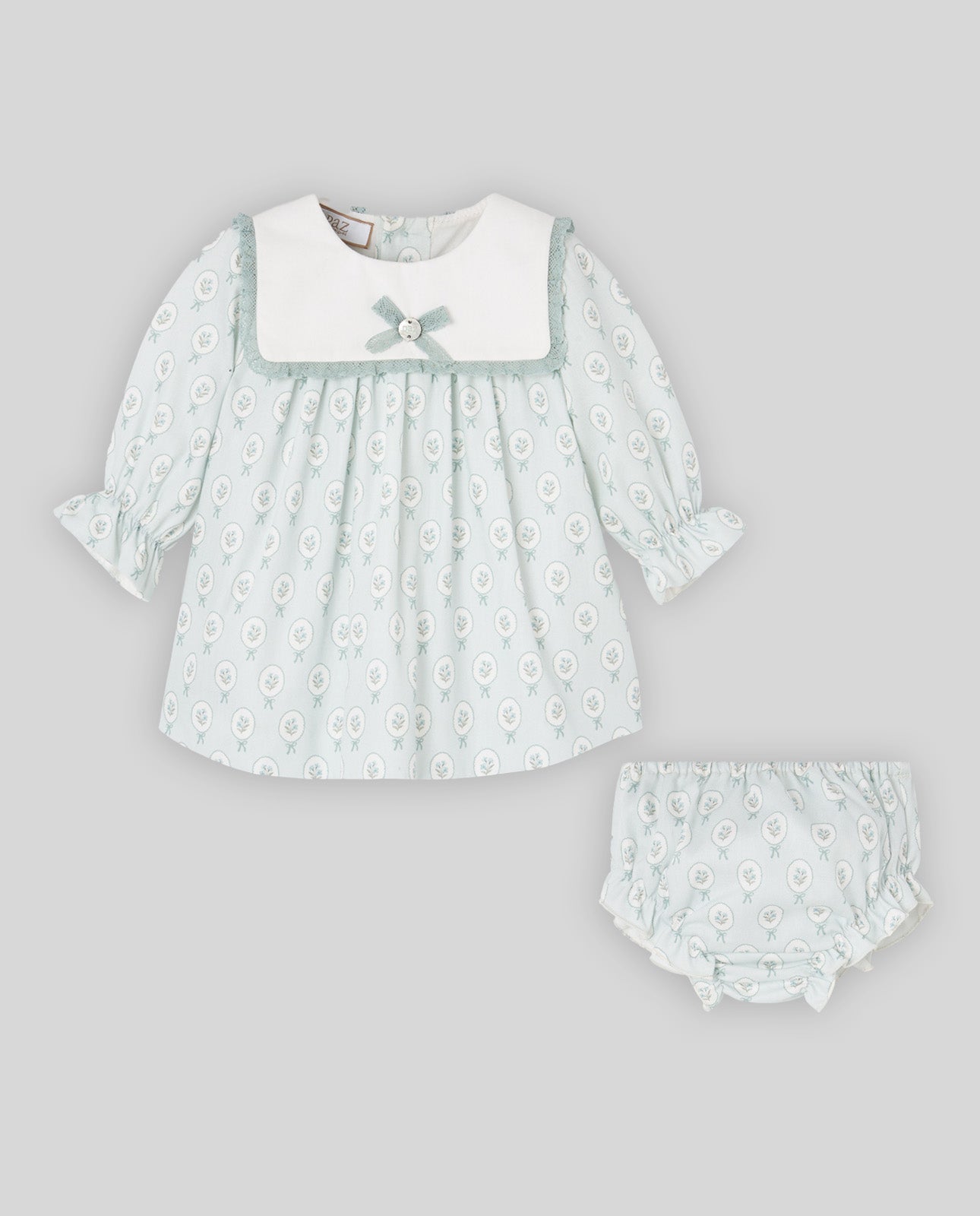 Vestido e tapa fralda verde da Paz Rodriguez "Leira"