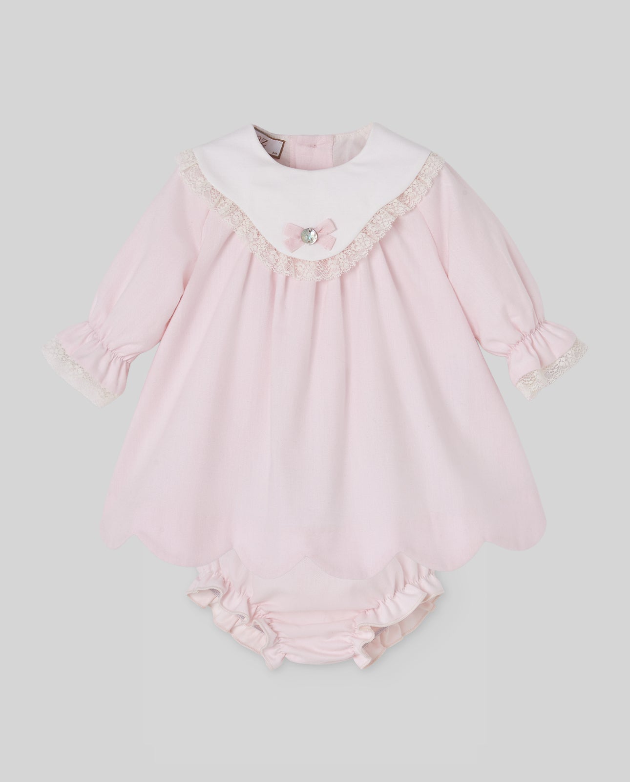 Vestido e tapa fralda rosa da Paz Rodriguez "Nai"