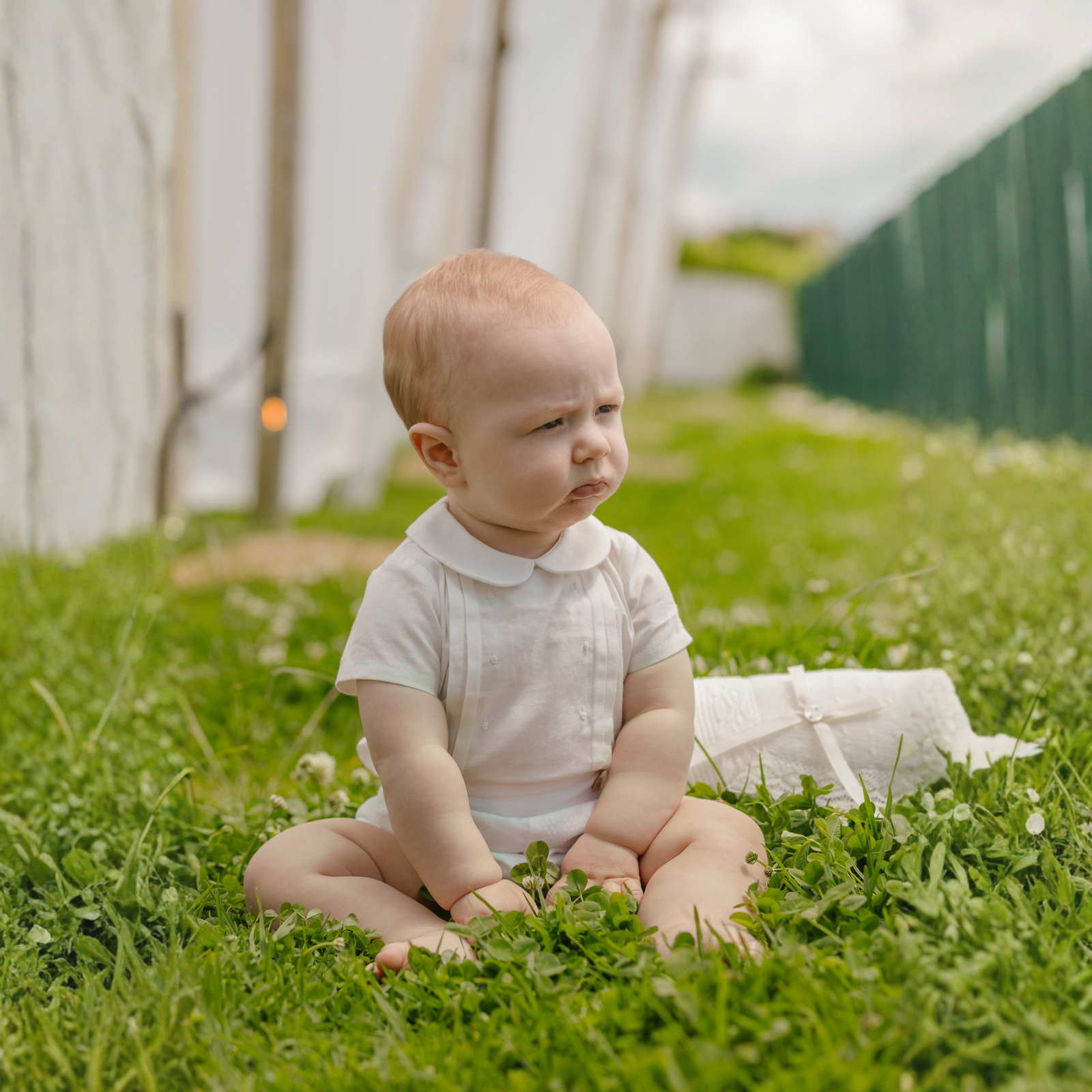 Conjunto cerimónia camisa e calção em tom pérola da Paz Rodriguez "Paz"
