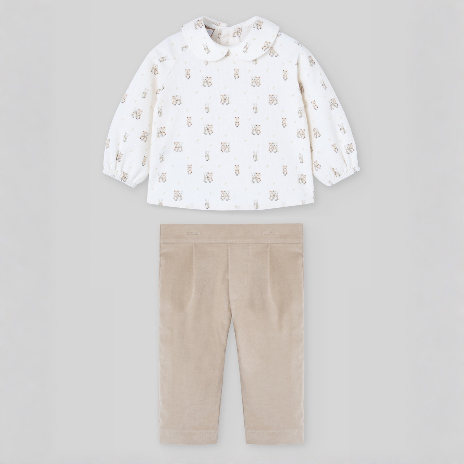 Conjunto bebé menino calça bege e blusa da Paz Rodriguez "Mel"