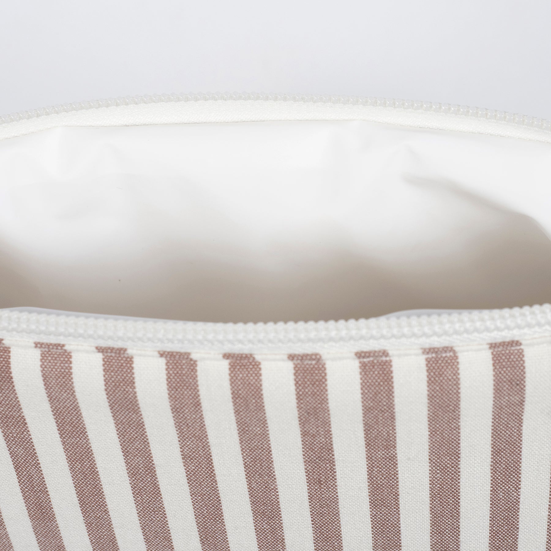 Necessaire da Walking Mum "Praliné Strips Moka"