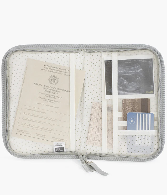 794.10771-2-walking-mum-porta-documentos-sintra-verde-para-bebe-na-moon-baby-shop-8435748605590