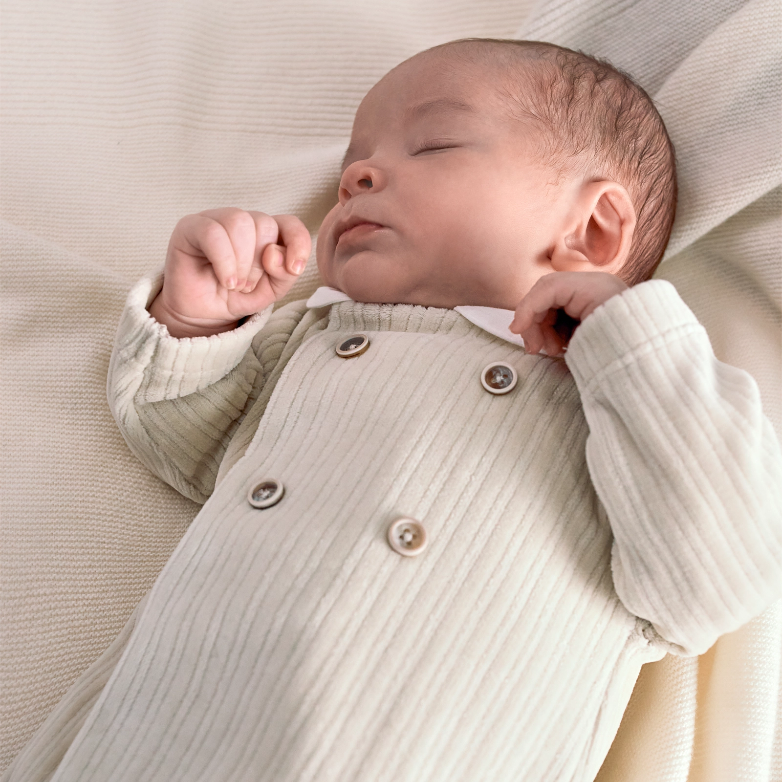 2024_12_10_LARANJINHA_02_CAMA_0817