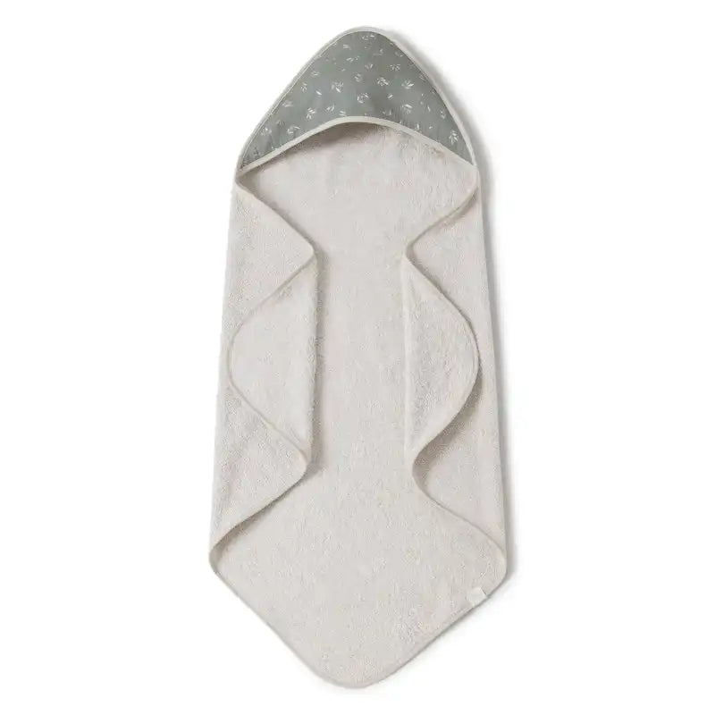 capa-bano-misty-woods