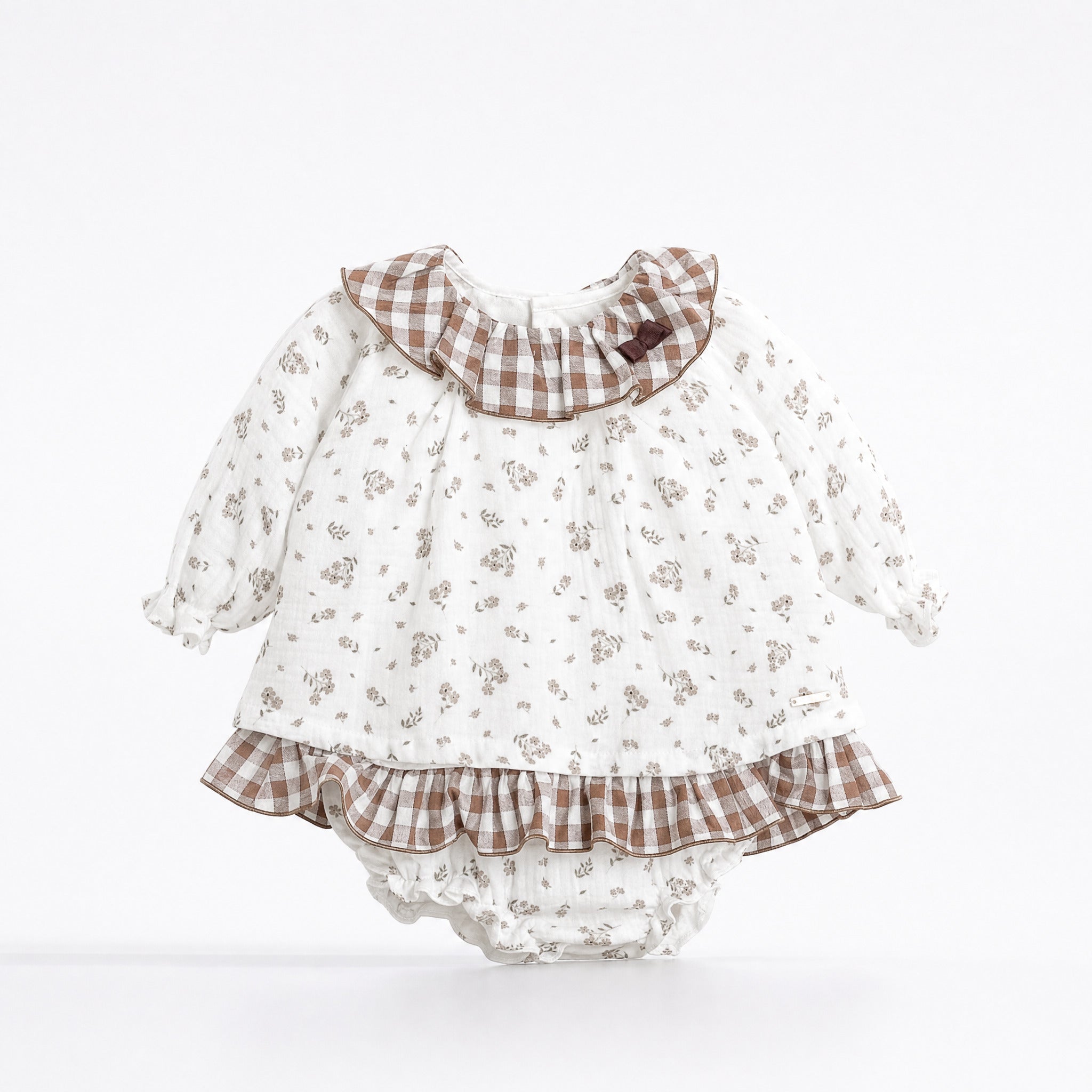 Vestido estampado floral e tapa fraldas da Pangasa "General"
