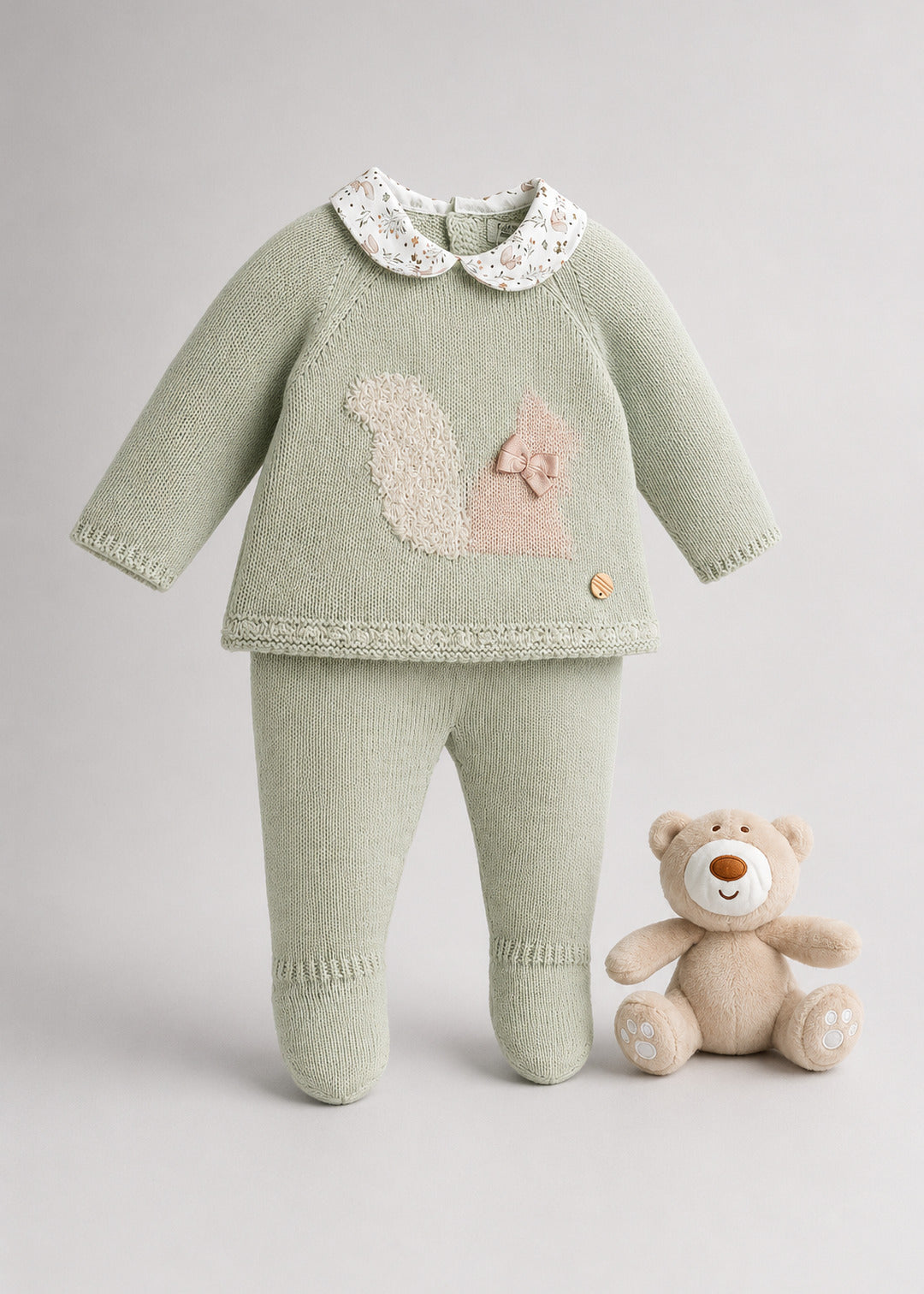 Conjunto para recém-nascido e gorro malha verde da Pangasa "Ardilla"