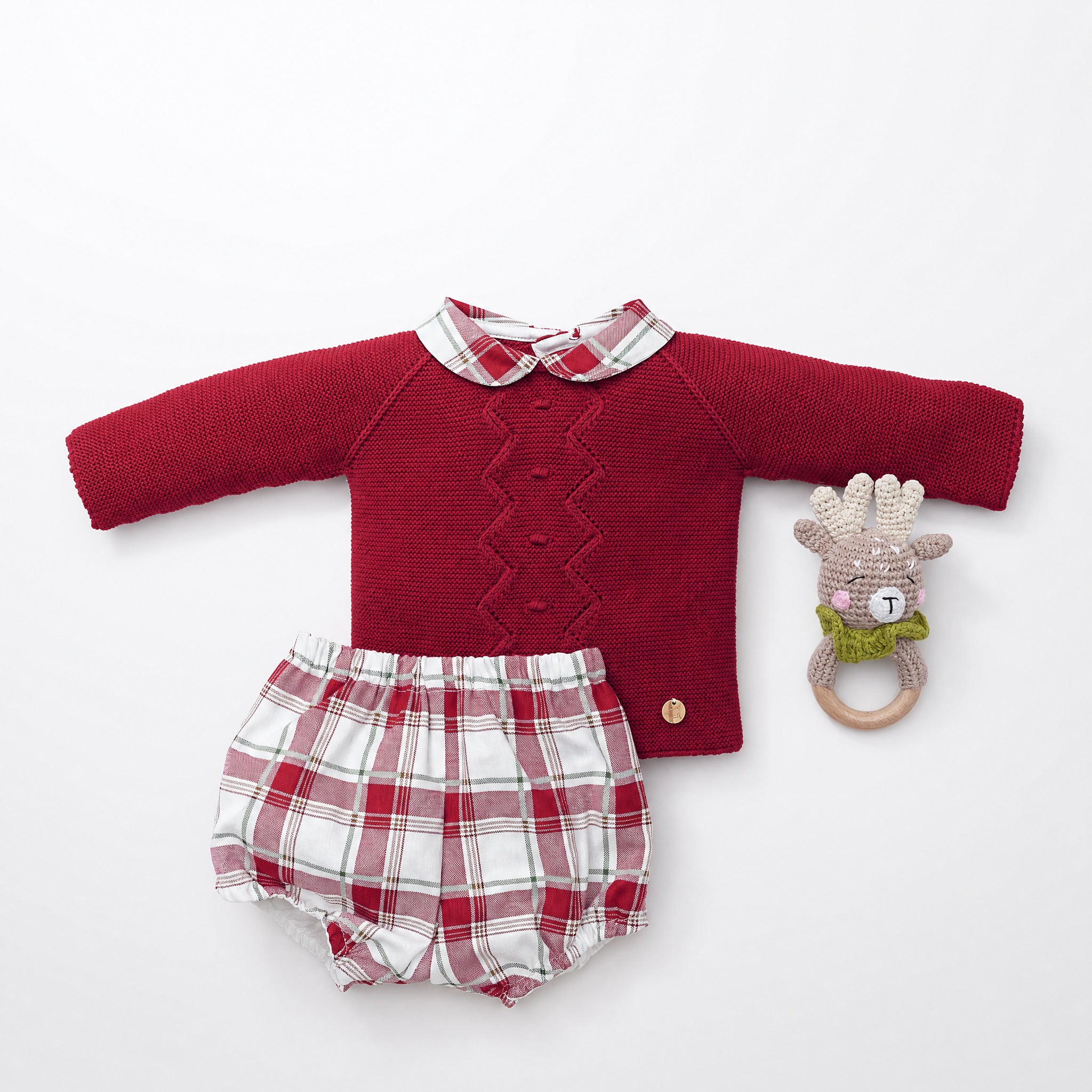 Conjunto camisola grená e tapa fraldas xadrez da Pangasa "Cherry"