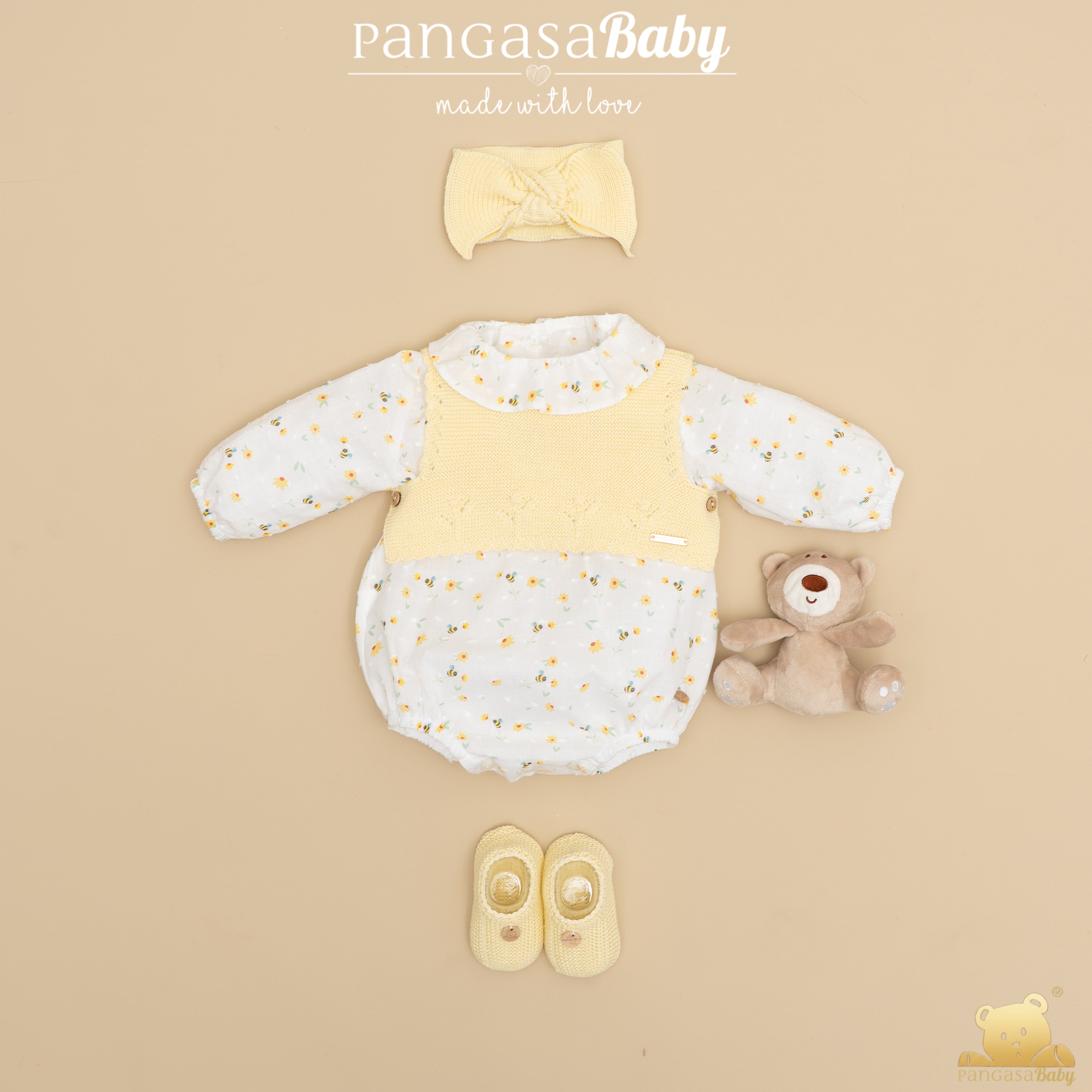 Fofo estampado abelhinhas com colete de malha amarelo da Pangasa