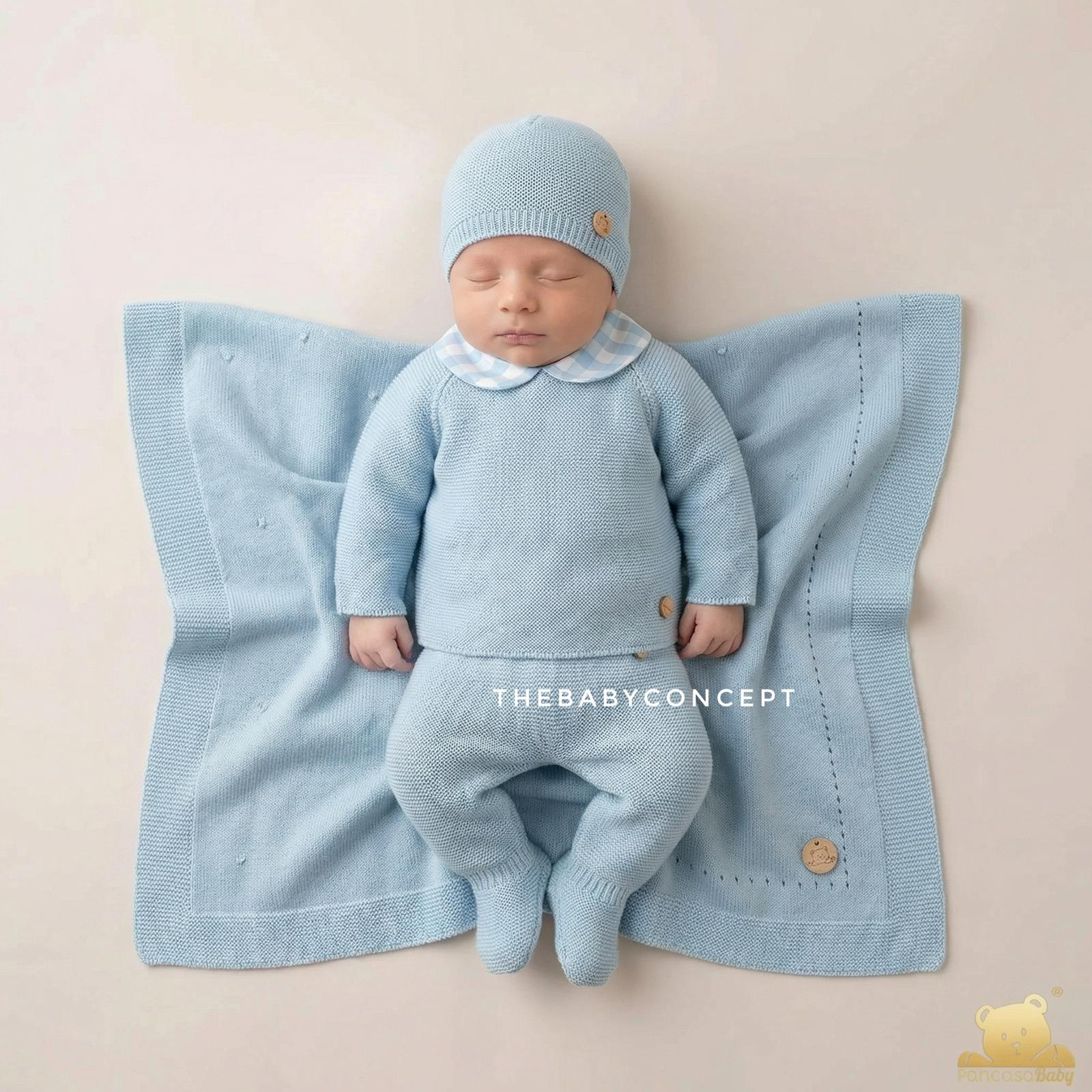 Conjunto recém-nascido em malha azul da Pangasa "Vichy"