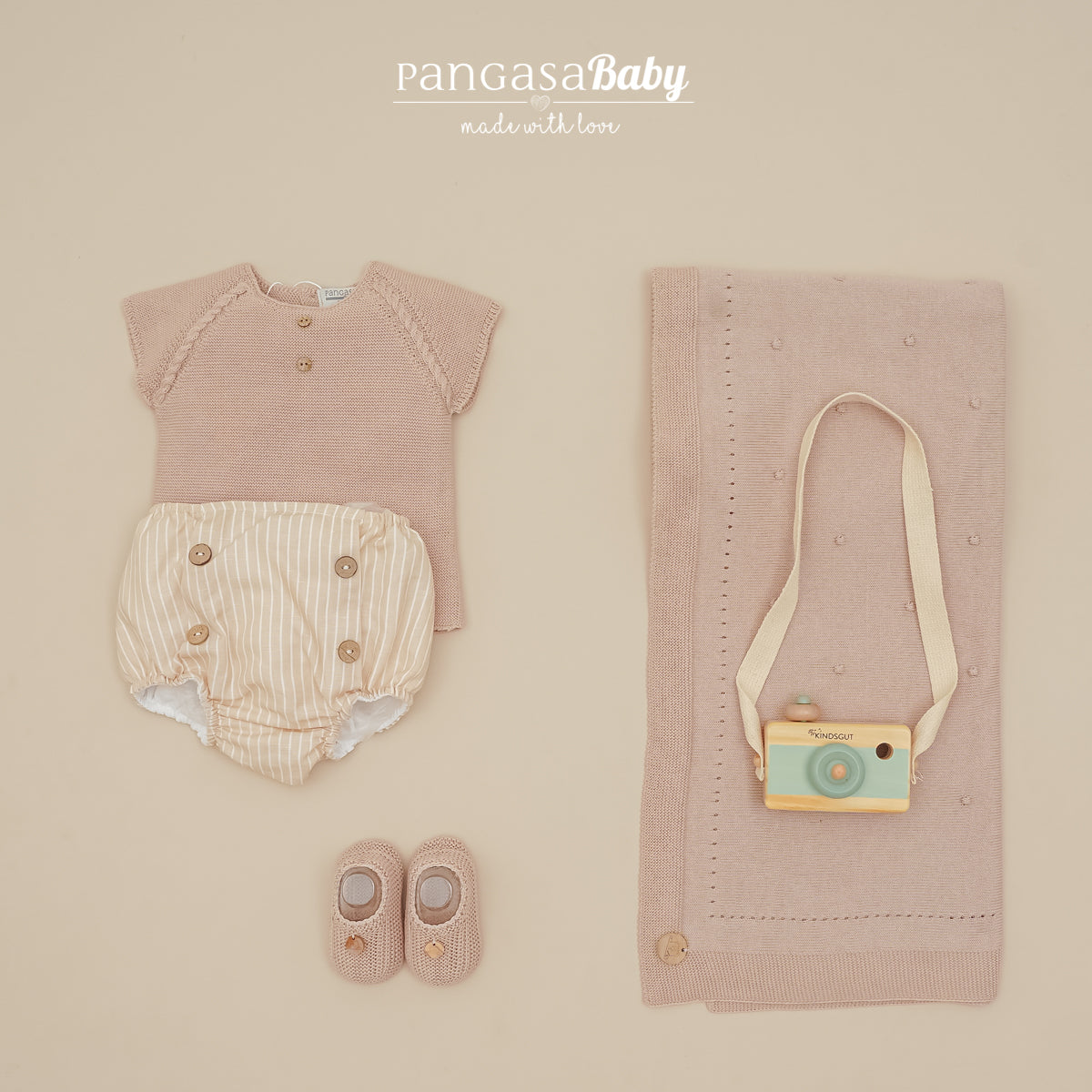 Conjunto camisola camel e tapa fraldas com riscas da Pangasa