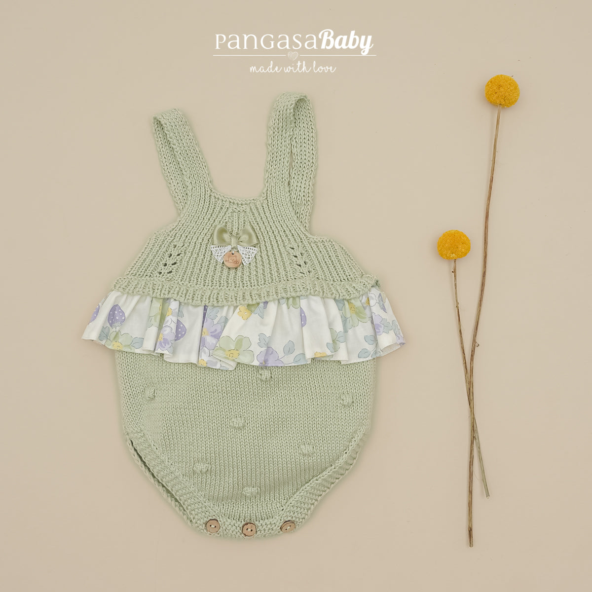 Jardineira curta em malha verde com folho da Pangasa