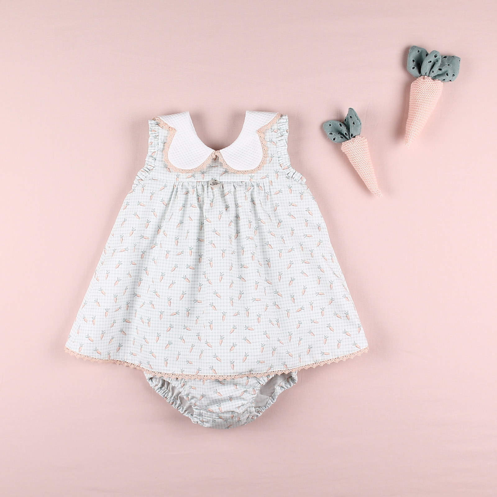 Vestido estampado e tapa fraldas para bebe menina da Foque "El Campo"