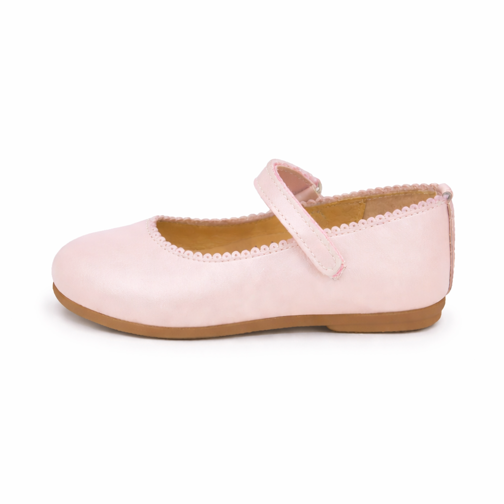 Sapato rosa com velcro da Mania do Pé