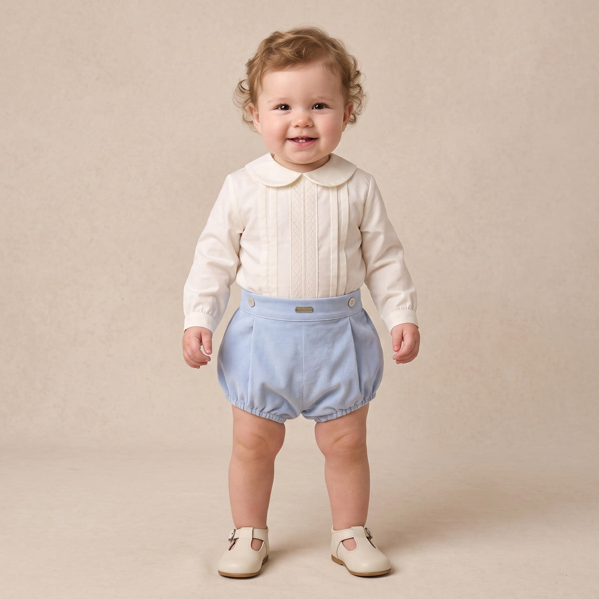 Conjunto blusa e calção em micropano de cerimónia da Niseret