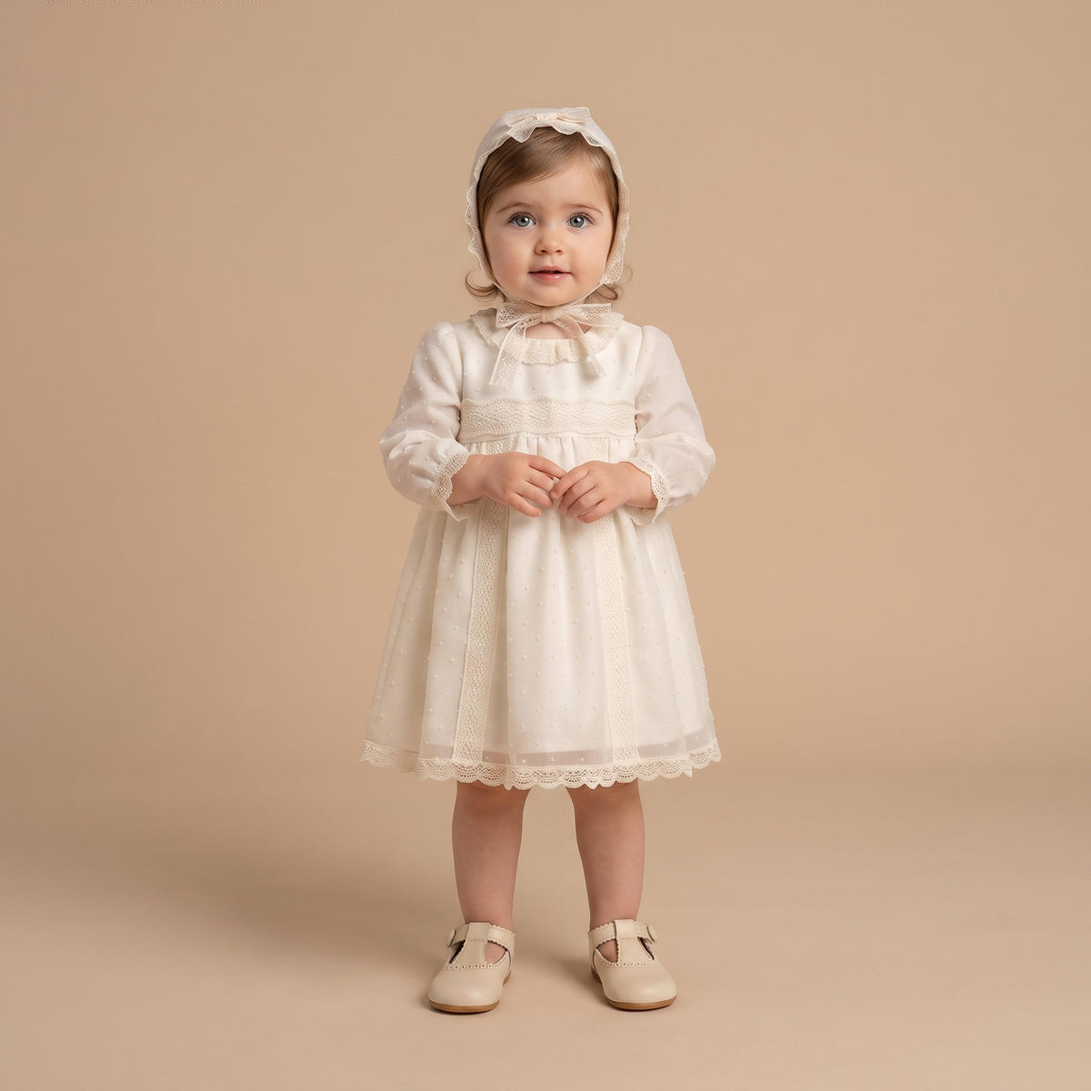 Vestido de organza e plumeti de cerimónia da Niseret
