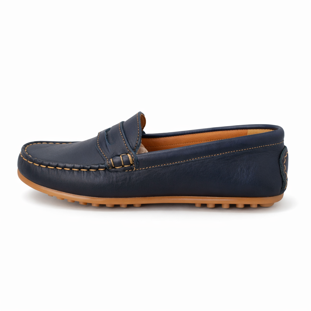 Mocassins pele azul marinho Mania do Pé