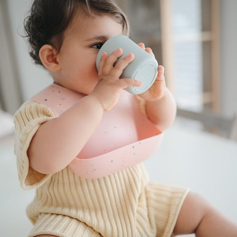 babero-silicona-print-powder-pink-confetti-265×35-cm-2