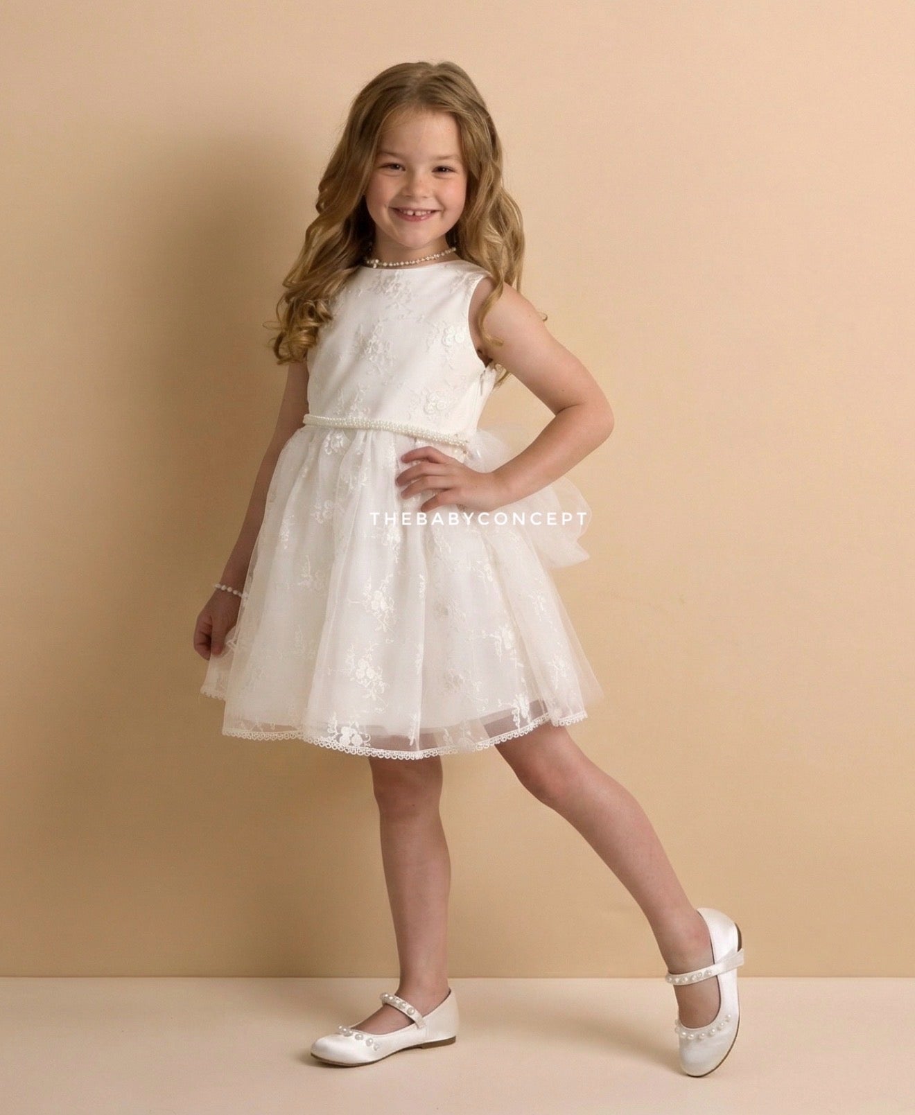 Vestido de cerimónia tule bordado branco da Miss Leod