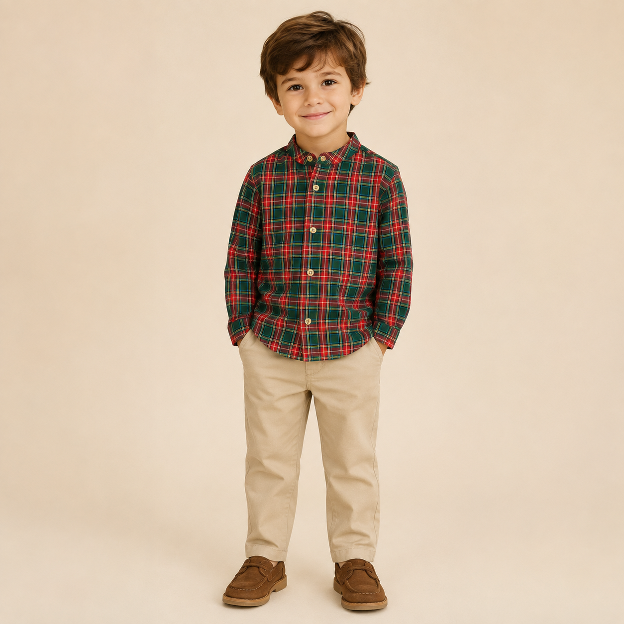 Conjunto camisa verde xadrez e calça castanha menino da Fina Ejerique