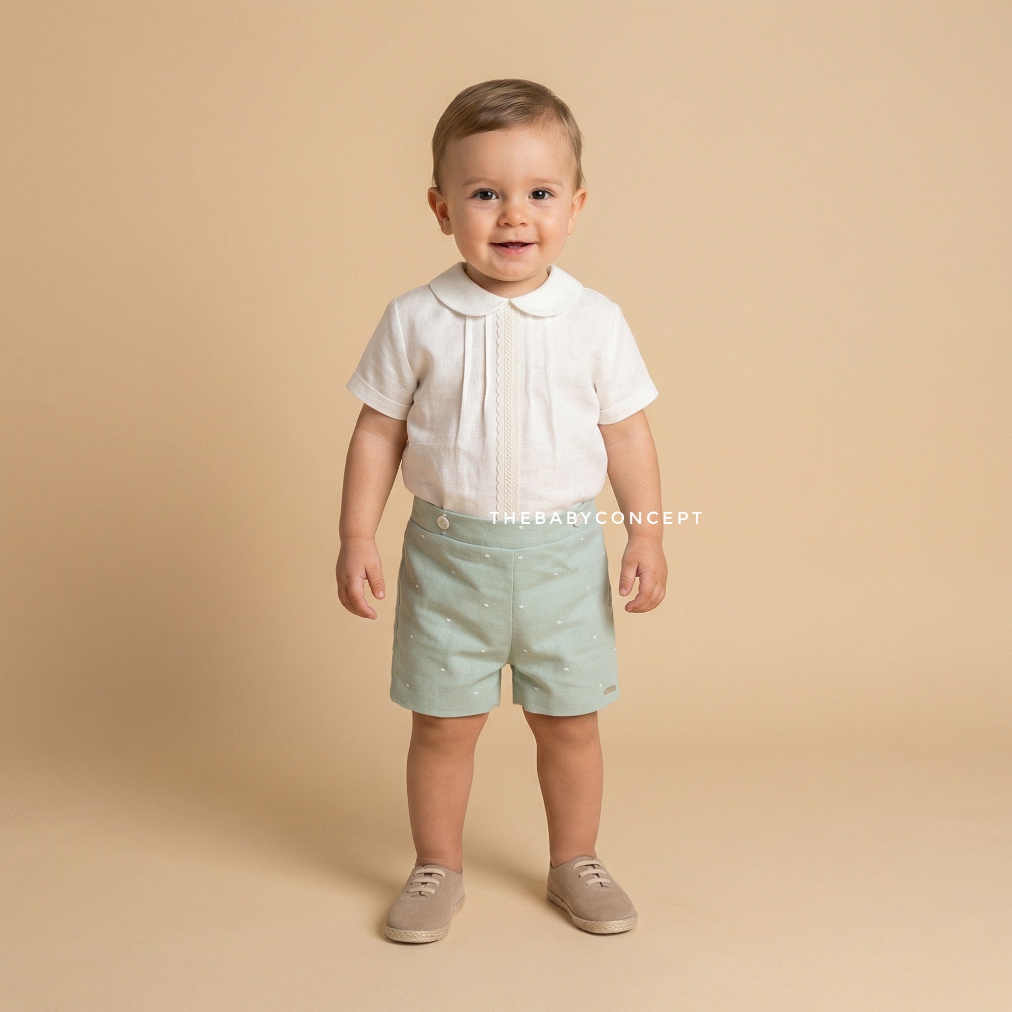 Conjunto camisa linho e calção verde água com bordado para cerimonia da Niseret