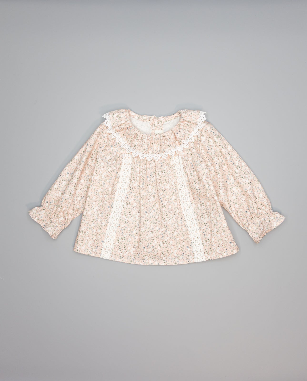 Conjunto camisa estampada floral e calça bege para menina da Fina Ejerique "Pink"