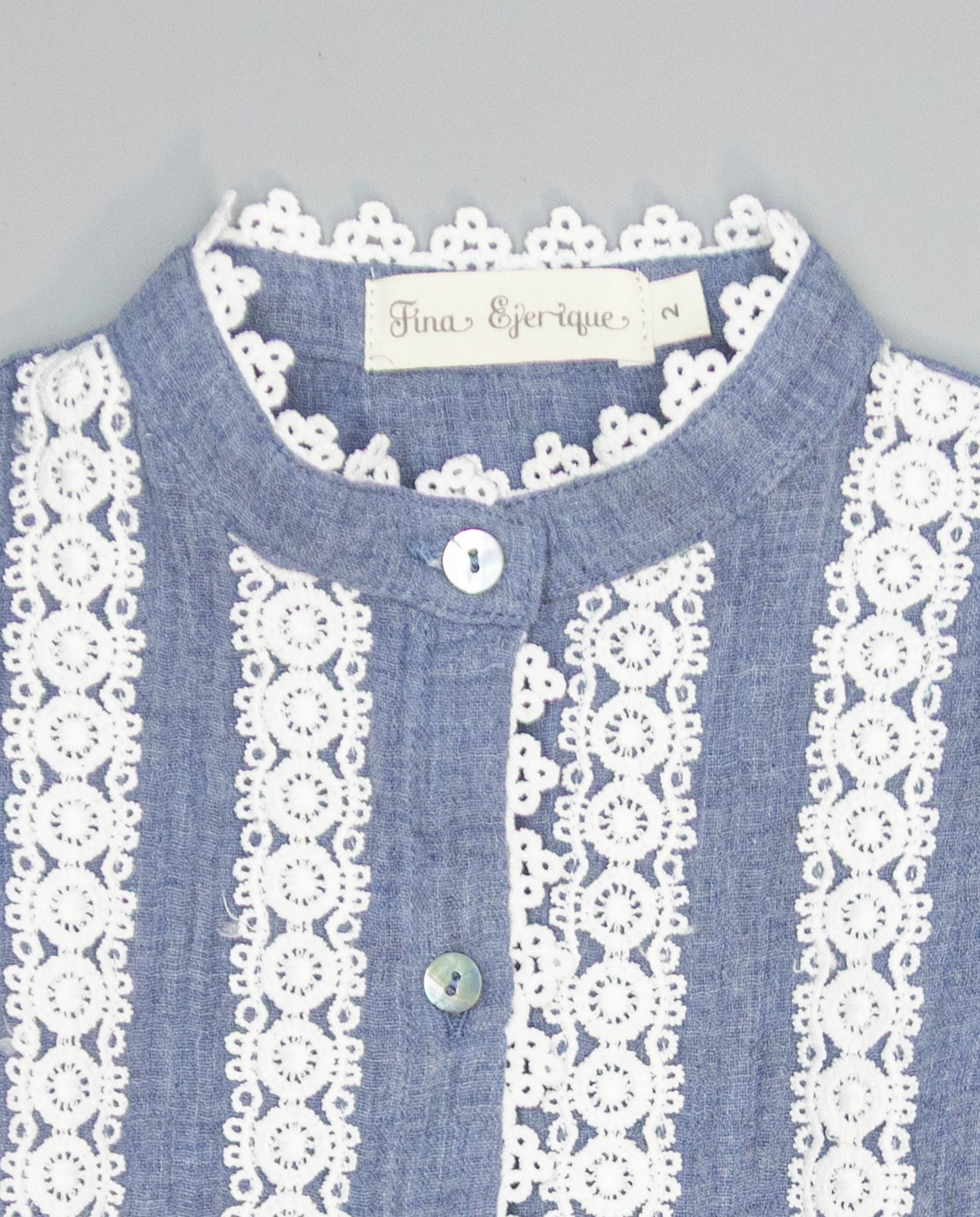Conjunto blusa azul com bordado e calça de veludo para menina Fina Ejerique "BLUE"