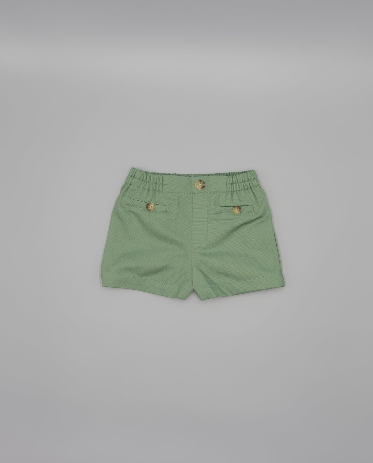 Conjunto camisa linho branca e calção verde da Fina Ejerique "VERDE"