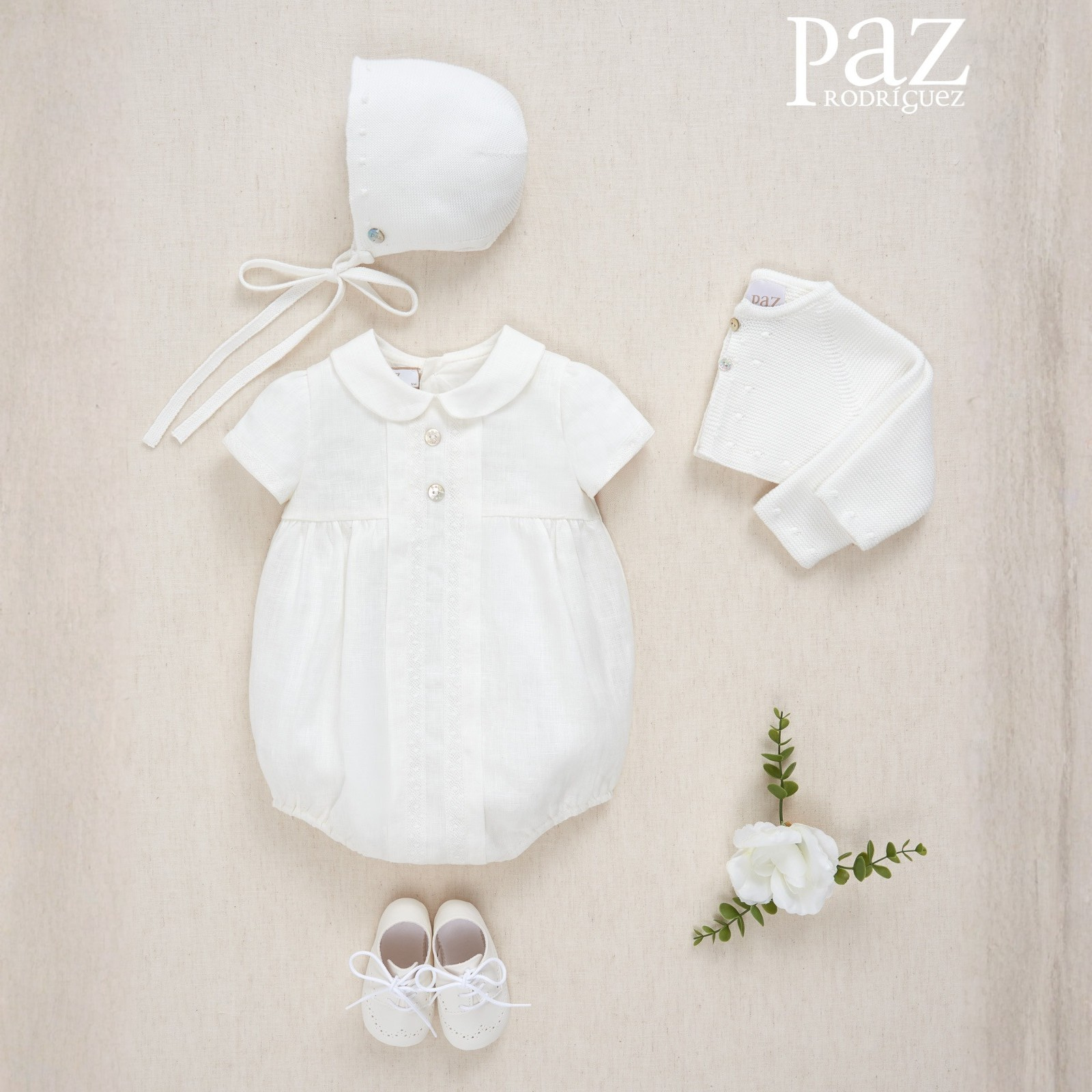 Fofo cerimónia em pérola da Paz Rodriguez "Alegra"