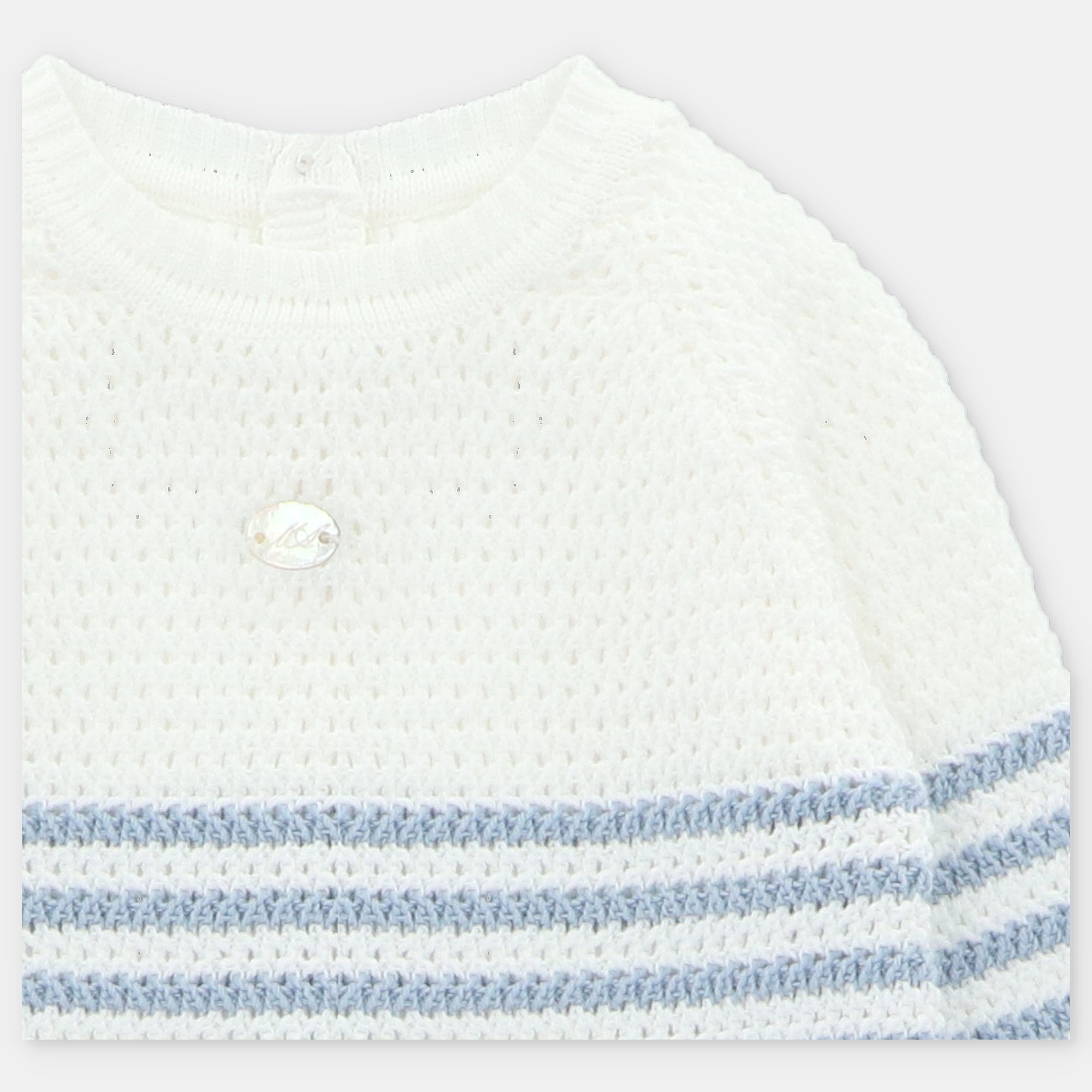Conjunto de recém-nascido branco e azul e gorro da Martín Aranda "Surrey"