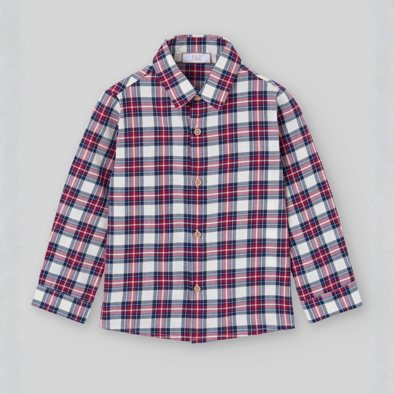Conjunto camisa xadrez e calção vermelho da Paz Rodriguez "Nadal"