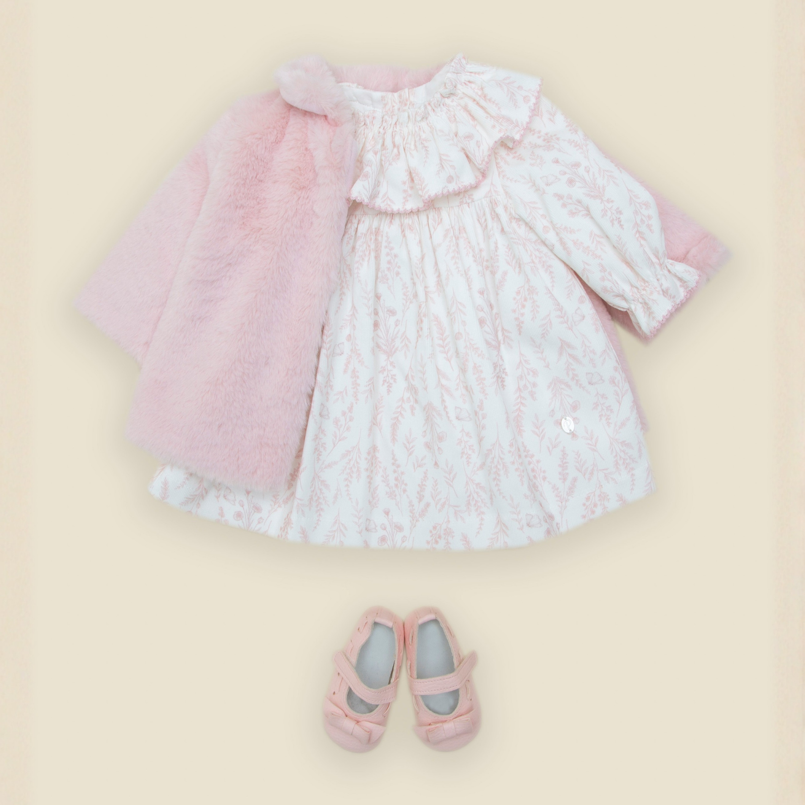 Vestido rosa com folho para menina da Patachou "Ecru floral"