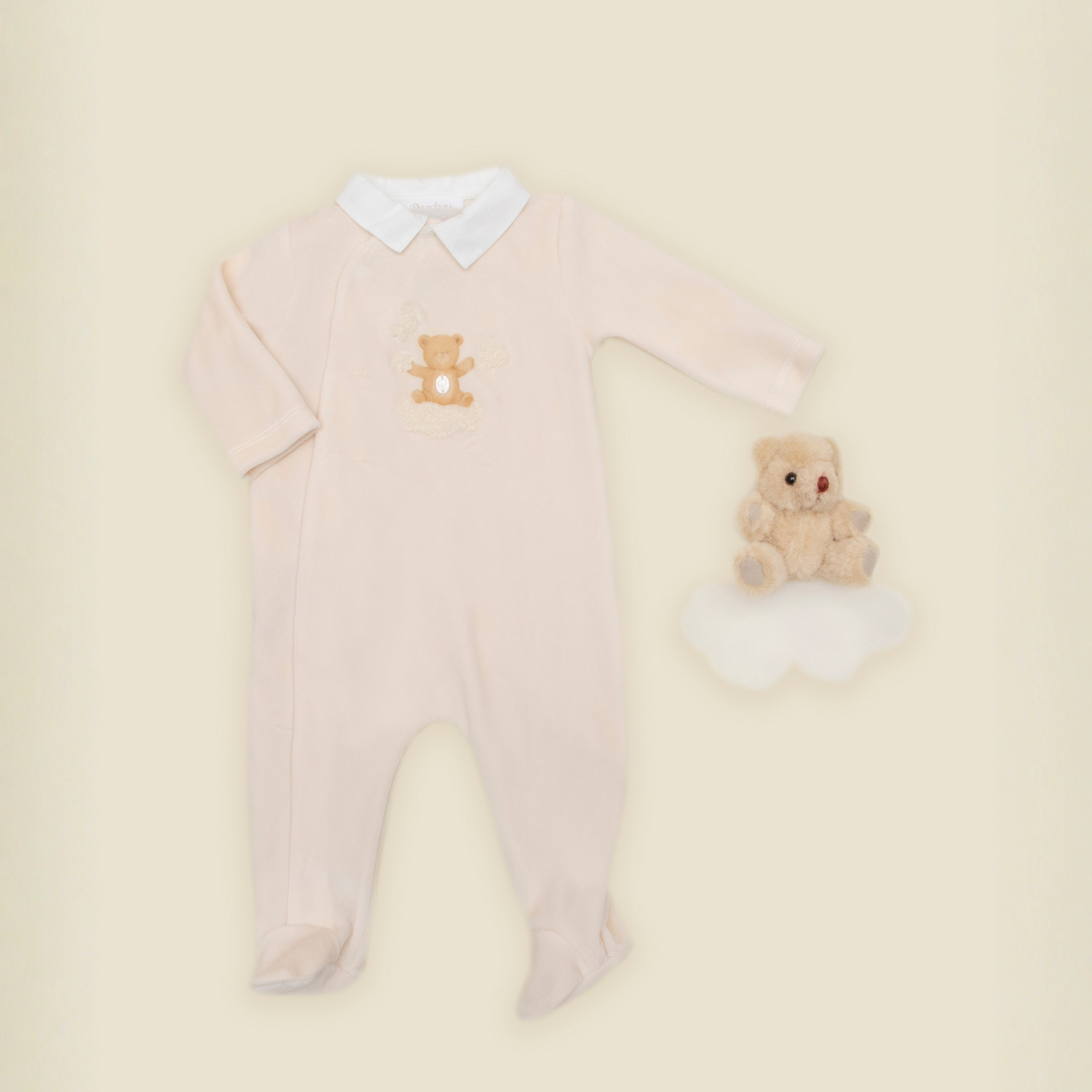 Babygrow bege com ursinho frontal da Patachou
