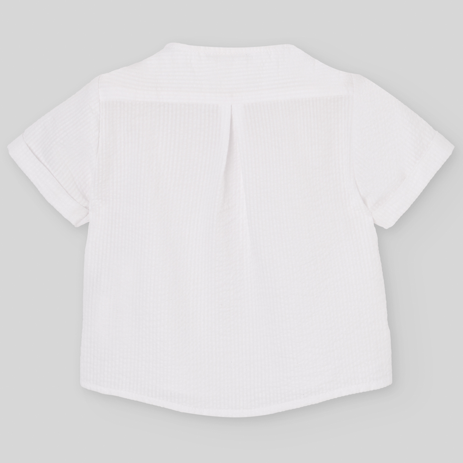 Conjunto camisa branca e calção bege da Paz Rodriguez "Frutitas"