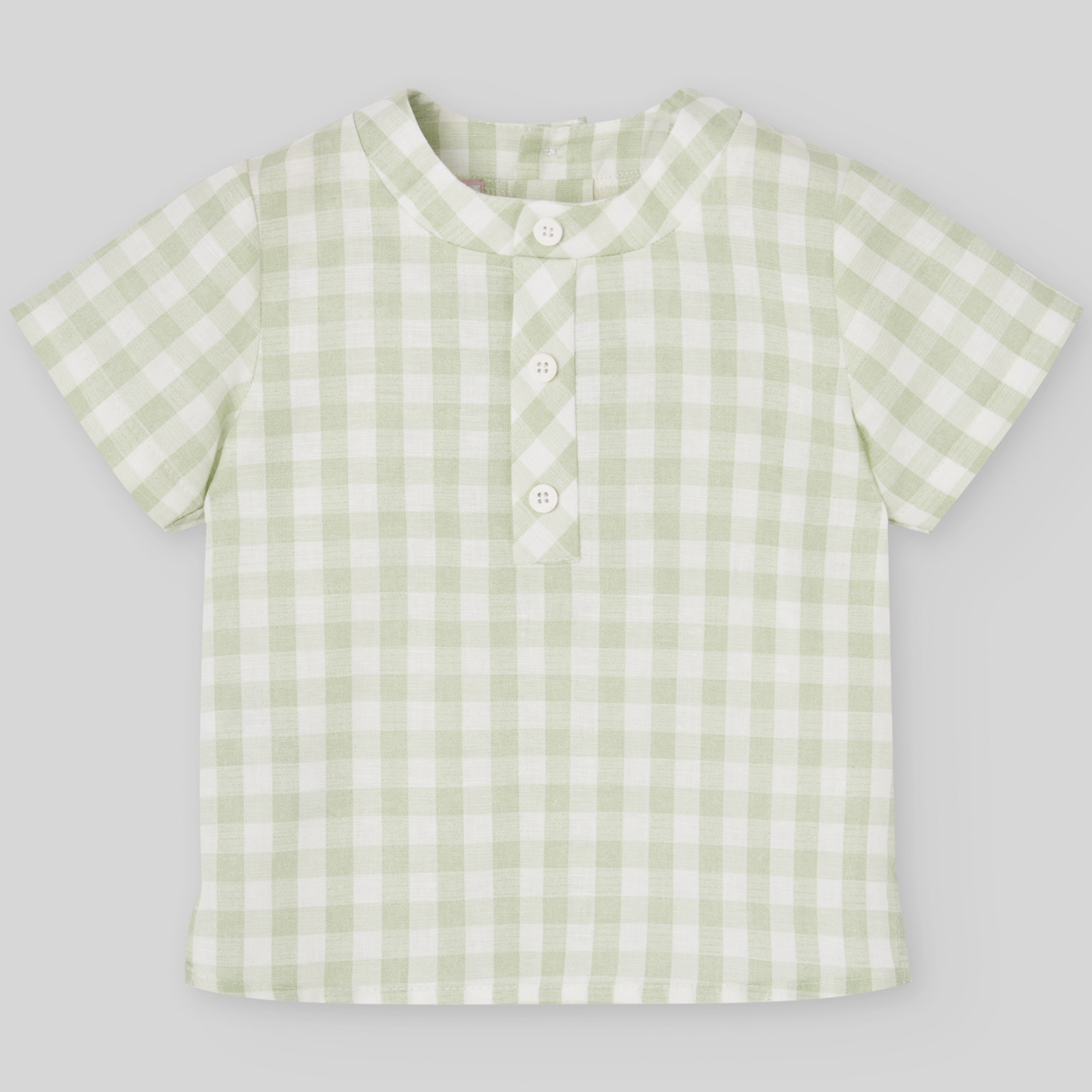Conjunto camisa vichy verde e calção branco da Paz Rodriguez "Frescura"