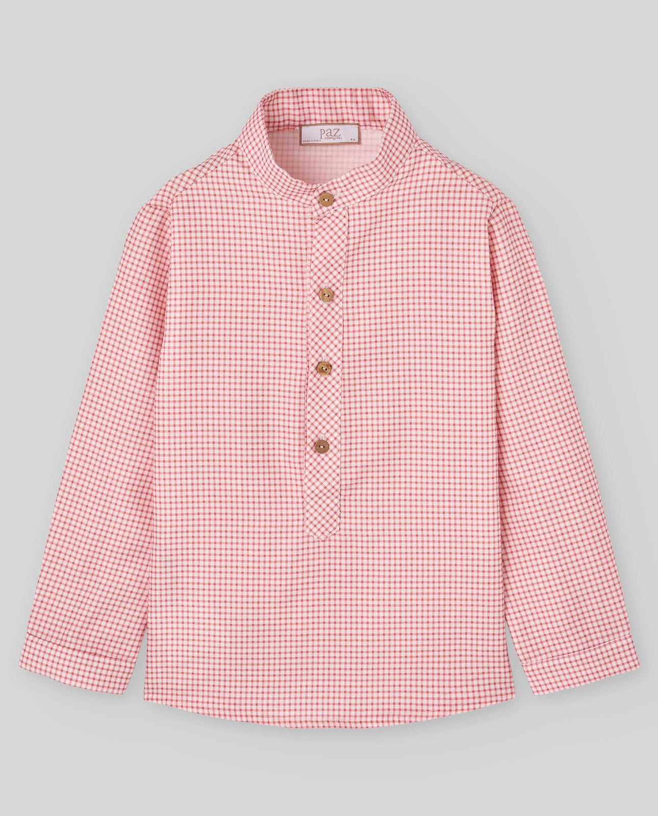 Conjunto camisa vichy rosa e calça bege da Paz Rodriguez "Lumbre"