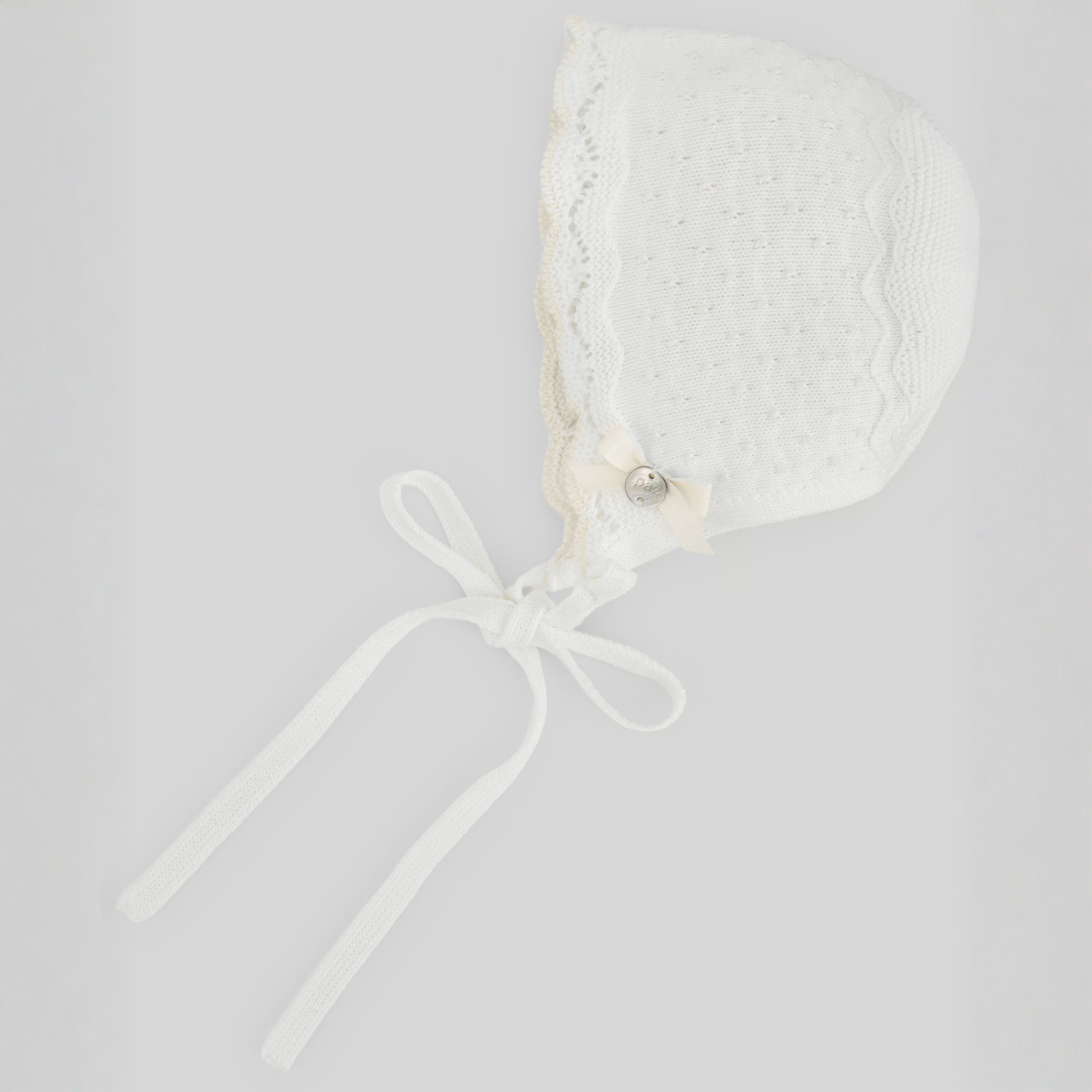 Touca recém nascido em malha pérola da Paz Rodriguez "Paz"