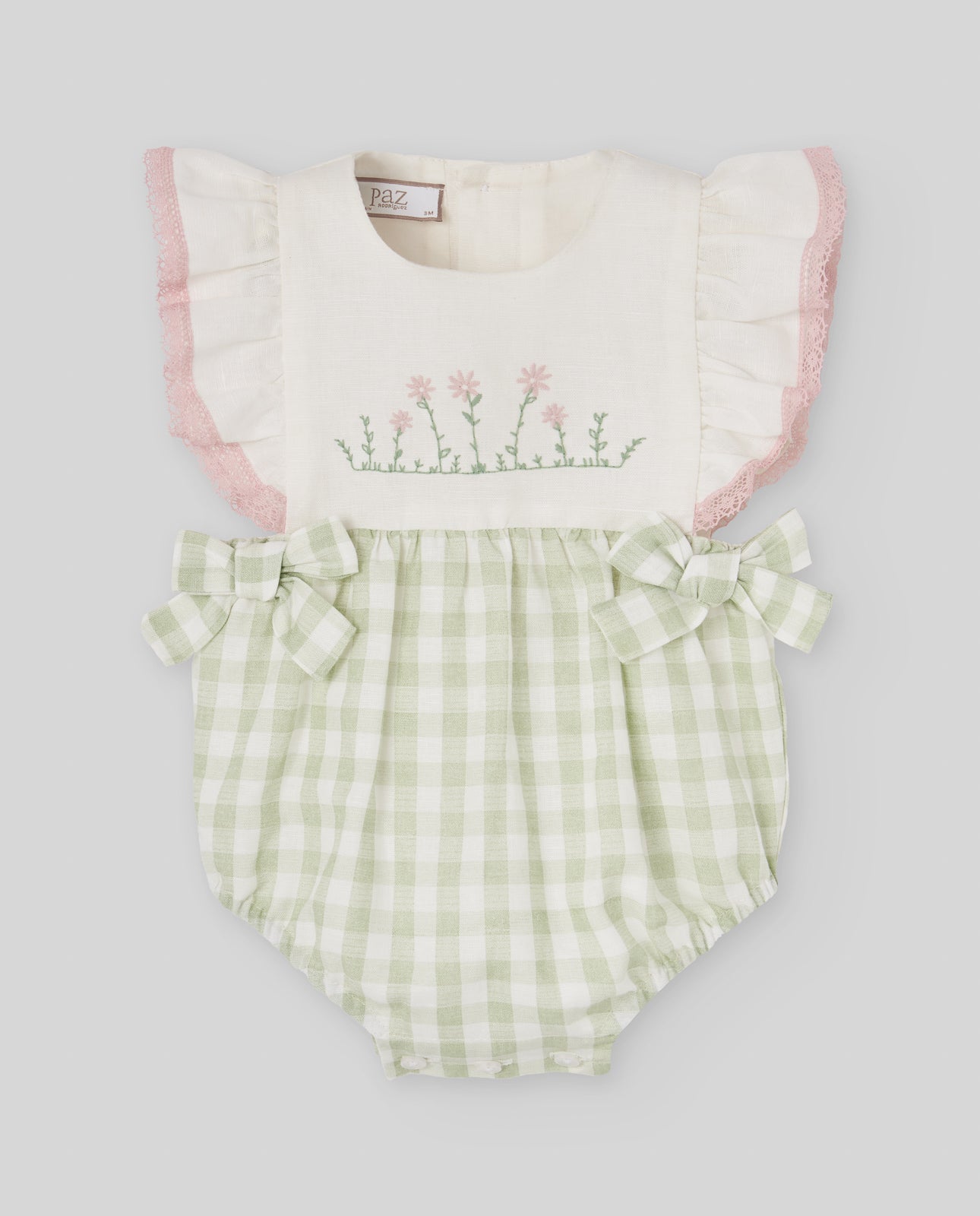 Fofo vichy verde e detalhes rosa e branco da Paz Rodriguez "Frescura"