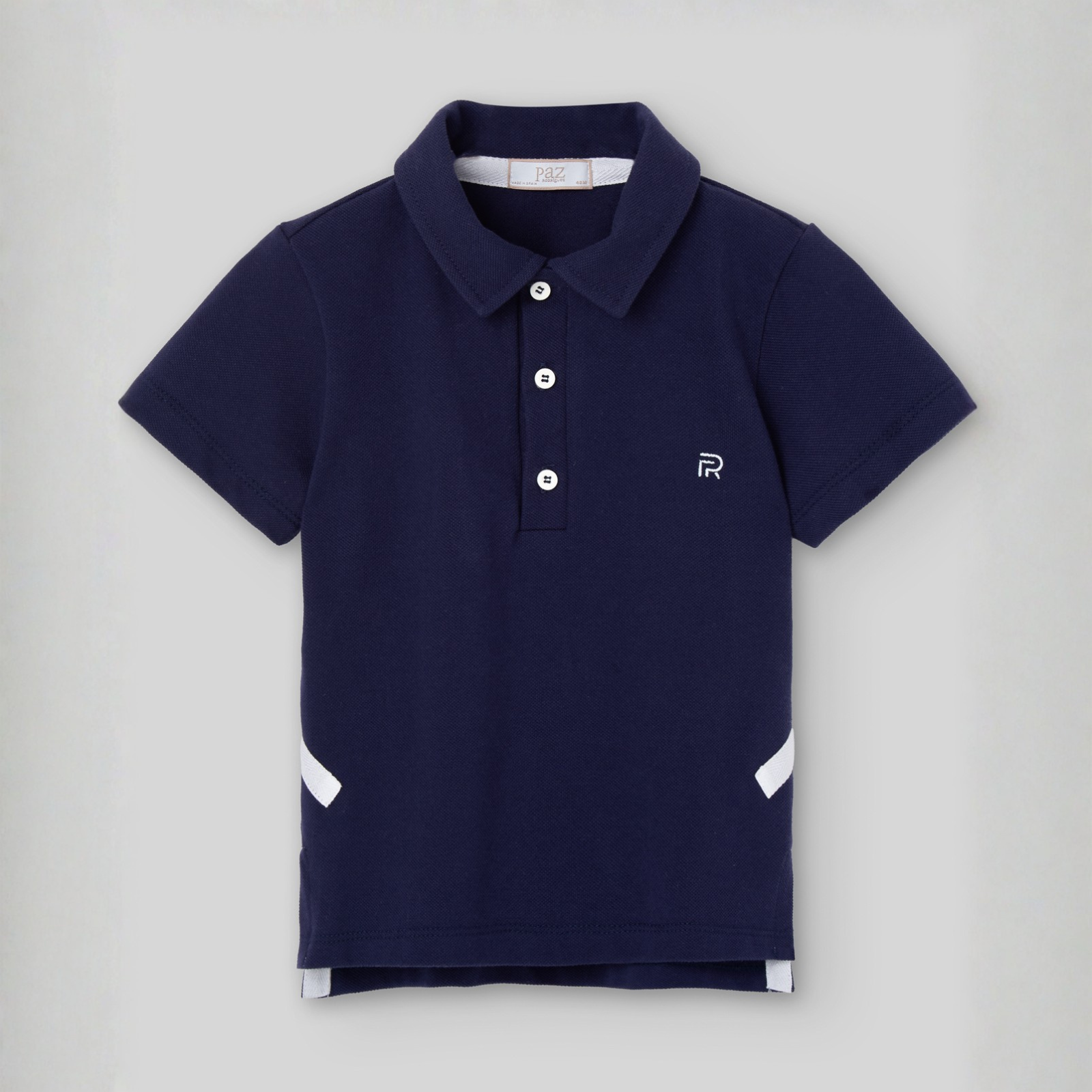 Conjunto polo azul marinho e calção branco da Paz Rodriguez "Eslora"