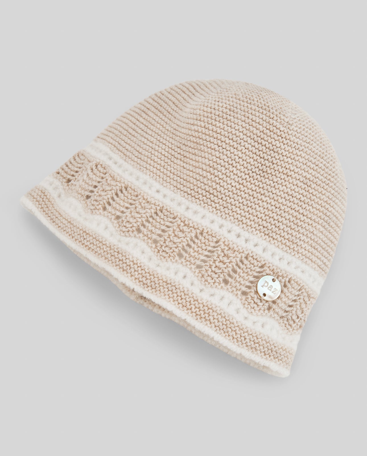 Gorro recém nascido em malha bege da Paz Rodriguez "Lua"