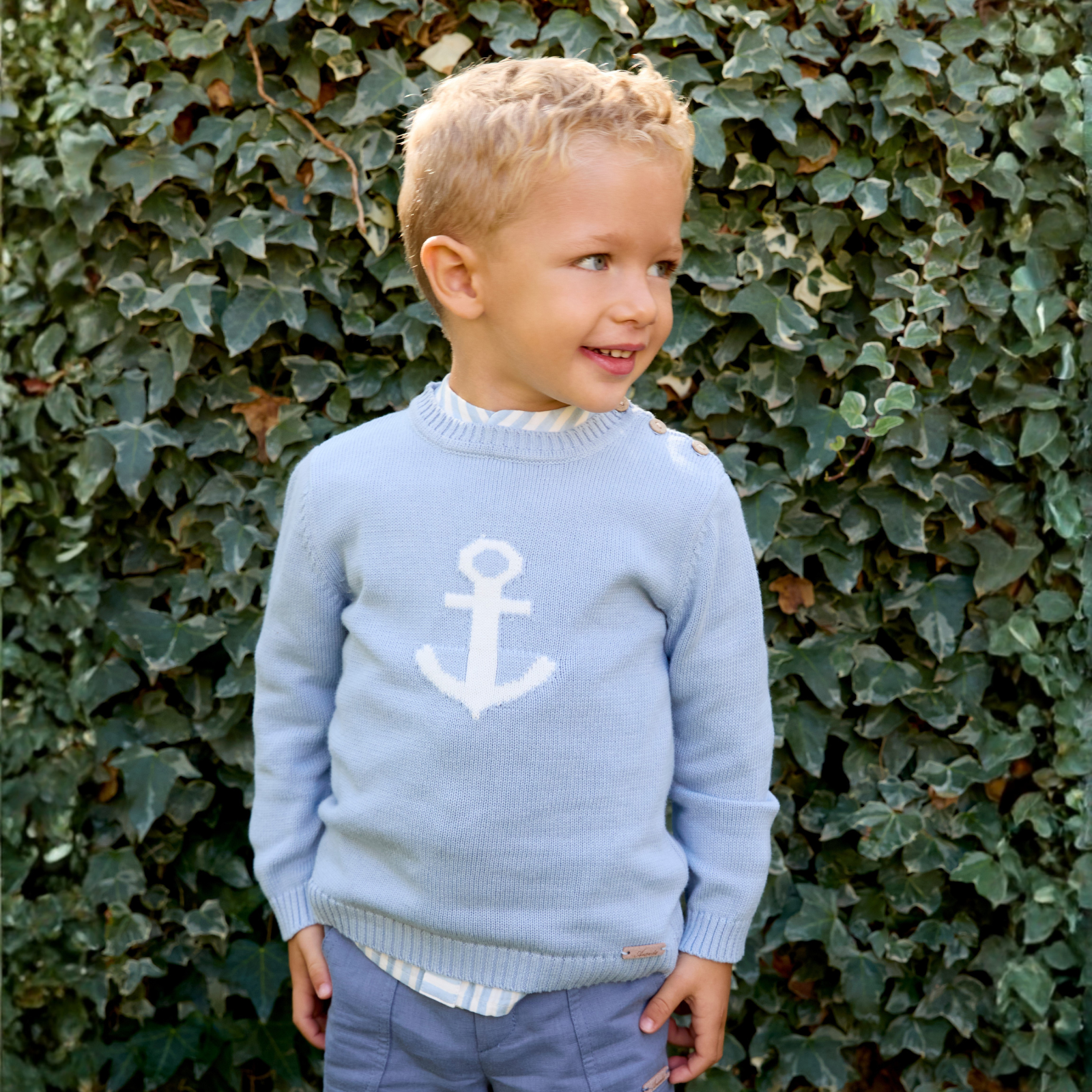Camisola de malha azul com âncora para menino da Martín Aranda "Surrey"