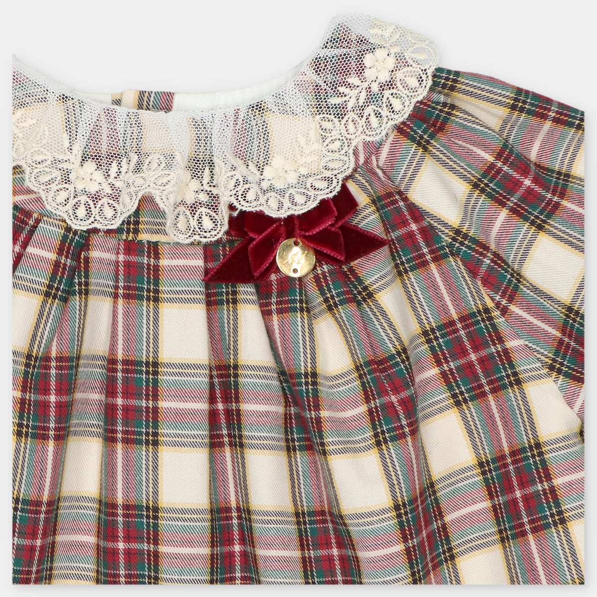 Vestido xadrez e tapa fraldas da Martín Aranda "Tineo"